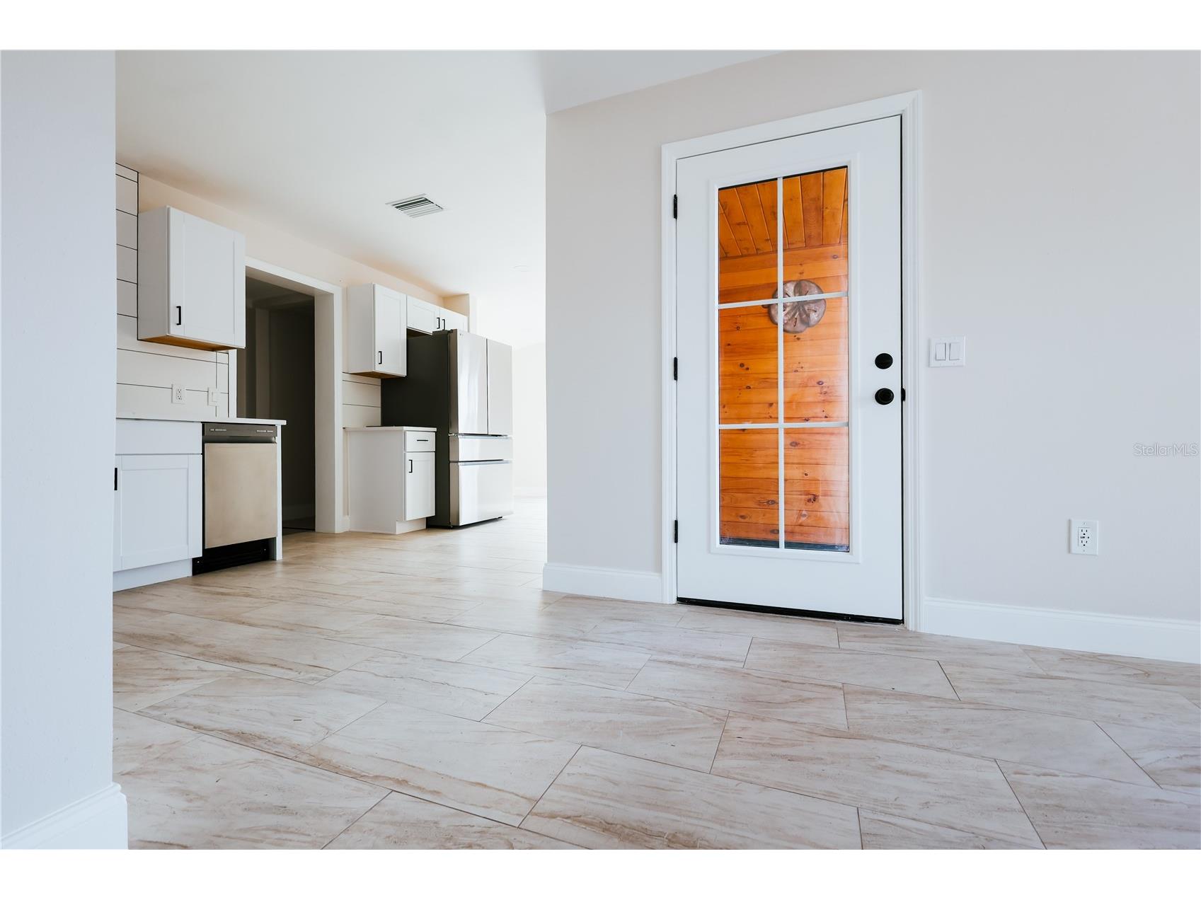 908 61st Street S Gulfport FL 33707 TB8473045 image23