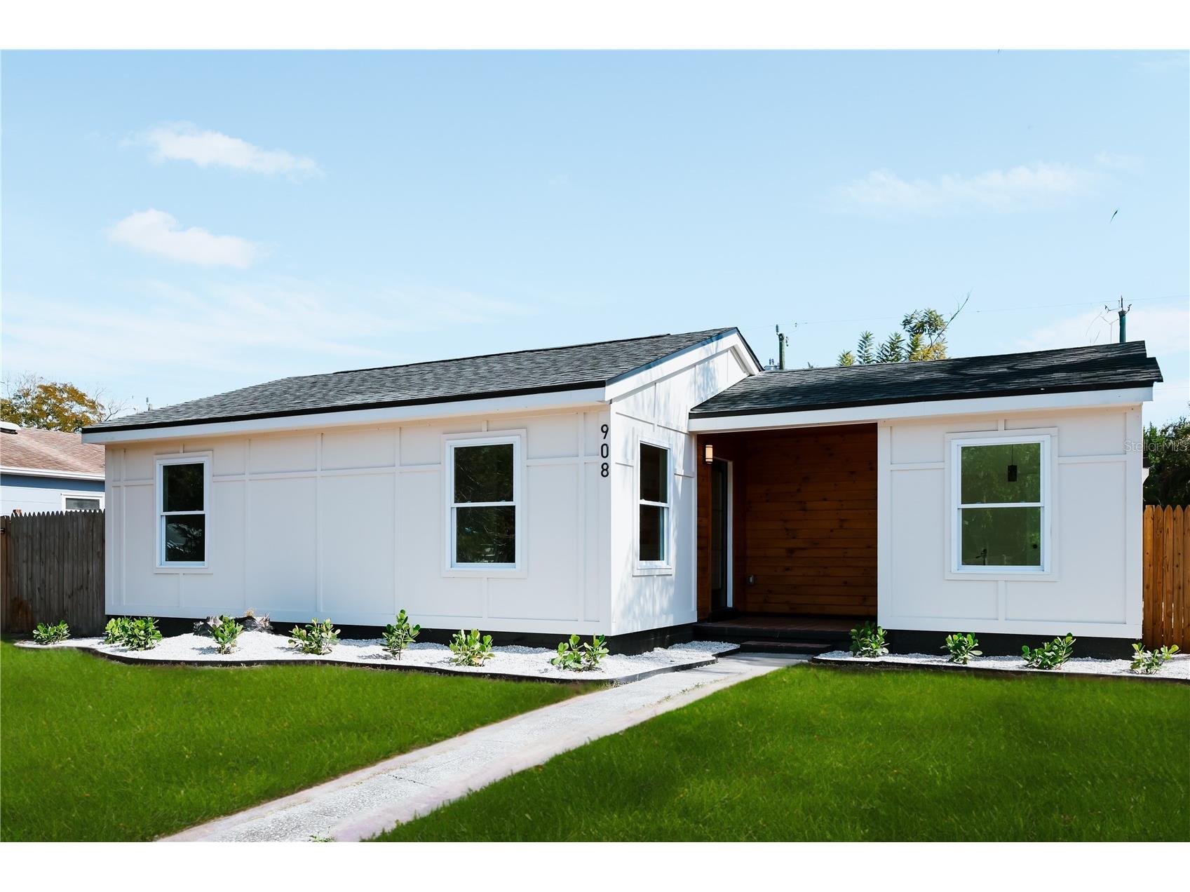 908 61st Street S Gulfport FL 33707 TB8473045 image3