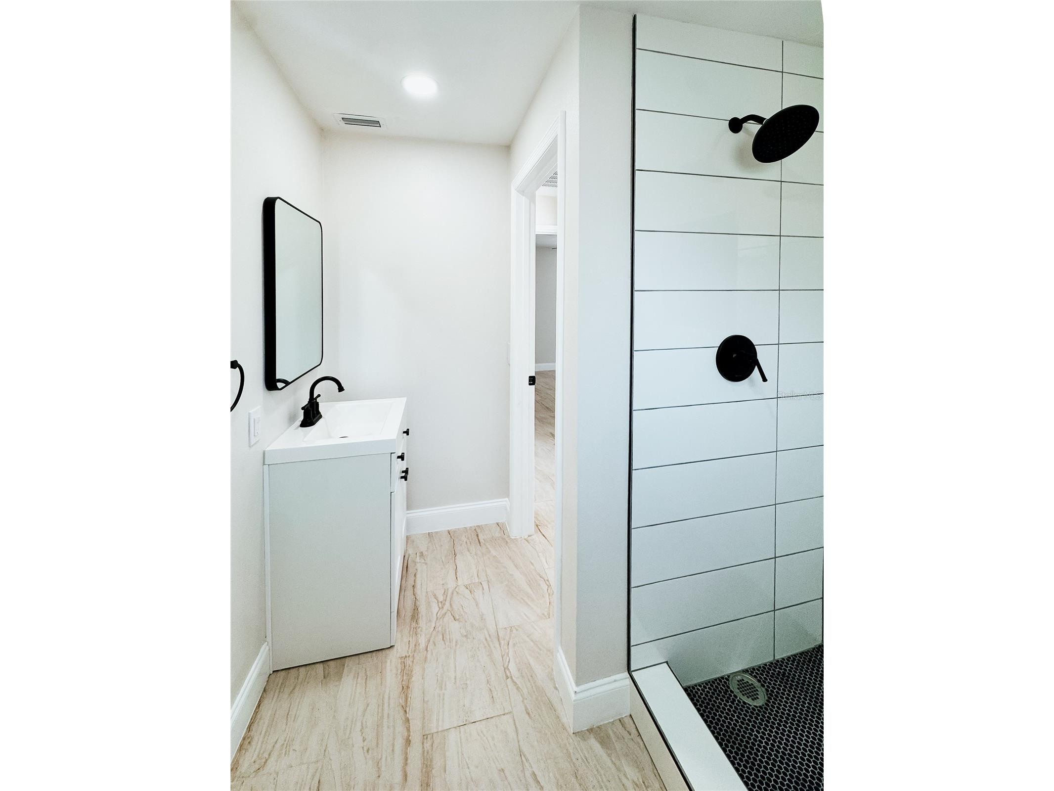 908 61st Street S Gulfport FL 33707 TB8473045 image40