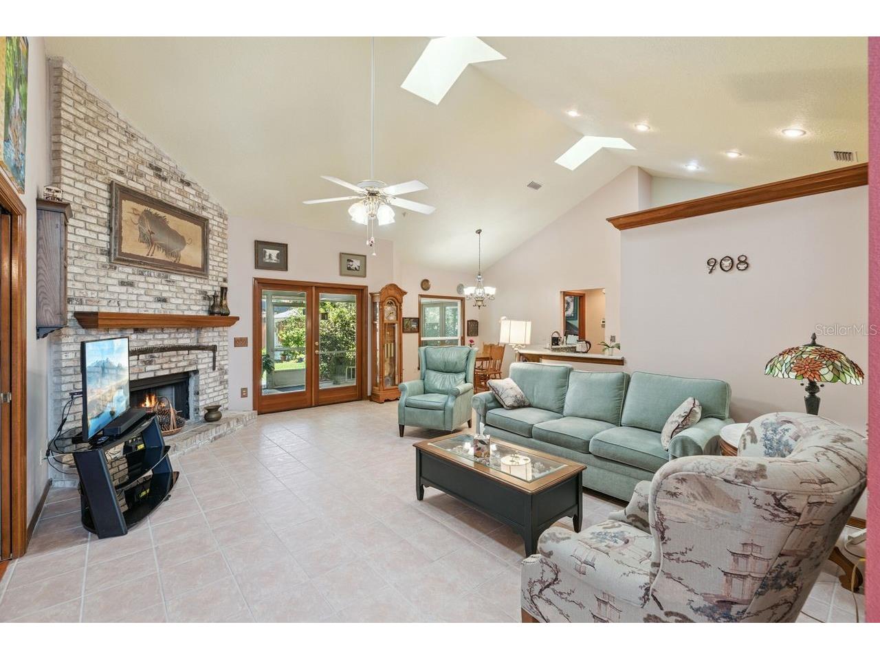 908 Almond Tree Circle Orlando FL 32835 O6401283 image11