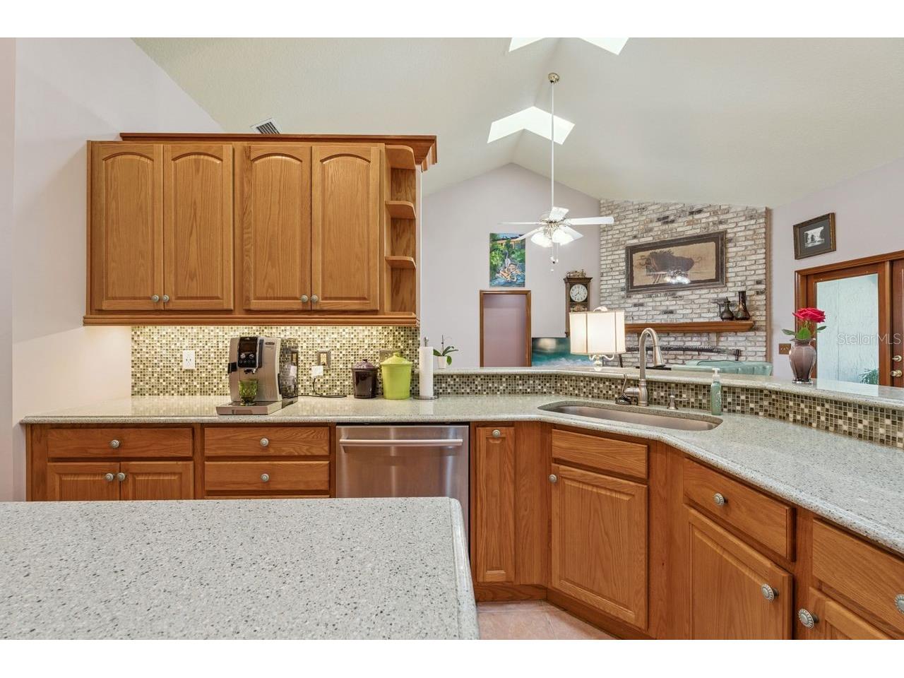 908 Almond Tree Circle Orlando FL 32835 O6401283 image16