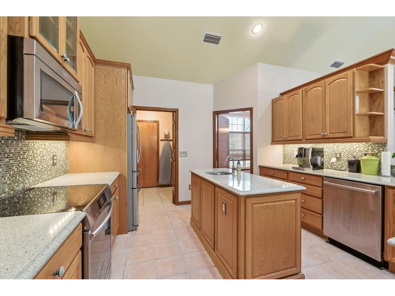 908 Almond Tree Circle Orlando FL 32835 O6401283 image17