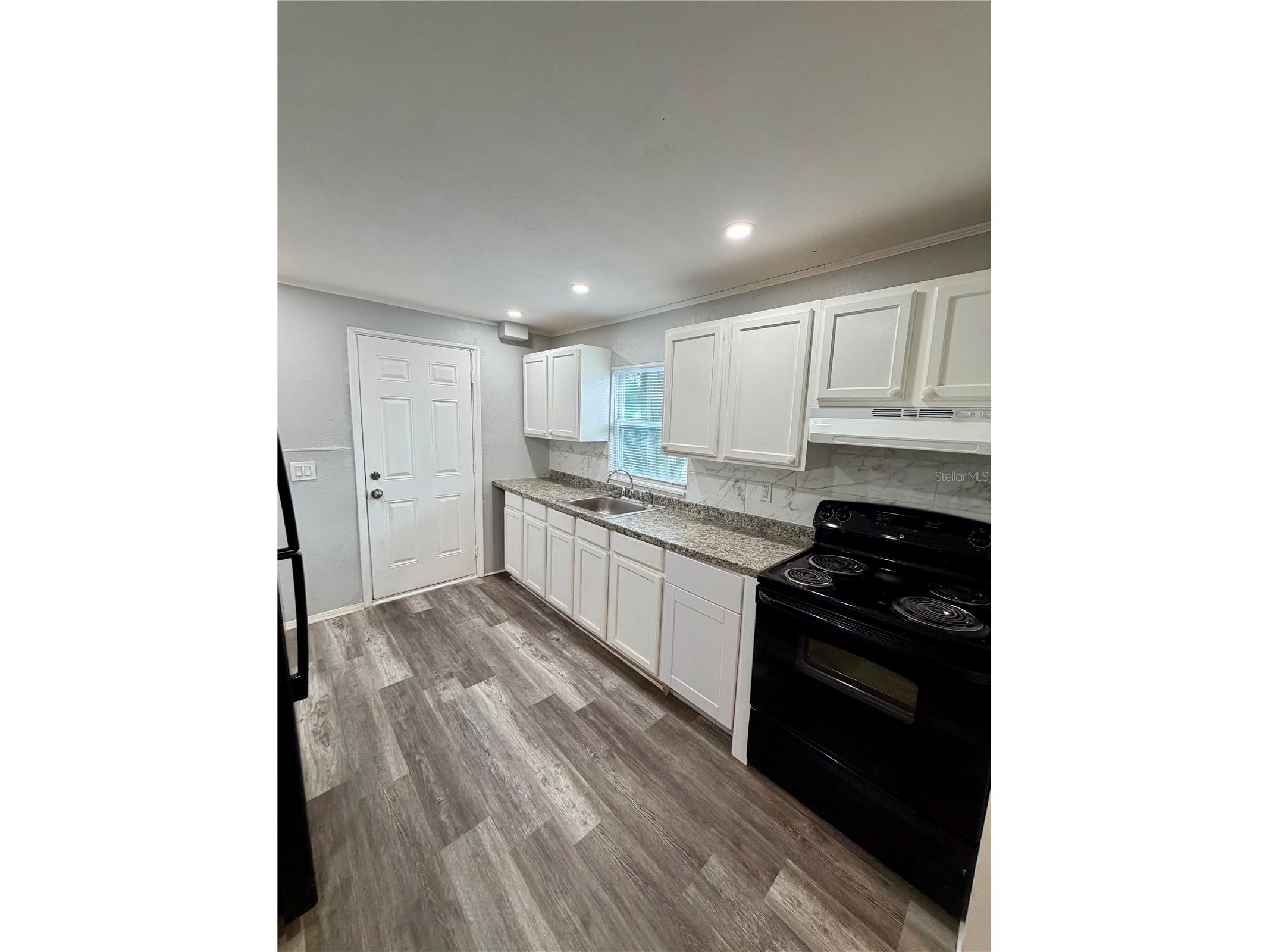 908 Beverly Avenue #F Largo FL 33770 TB8514691 image3