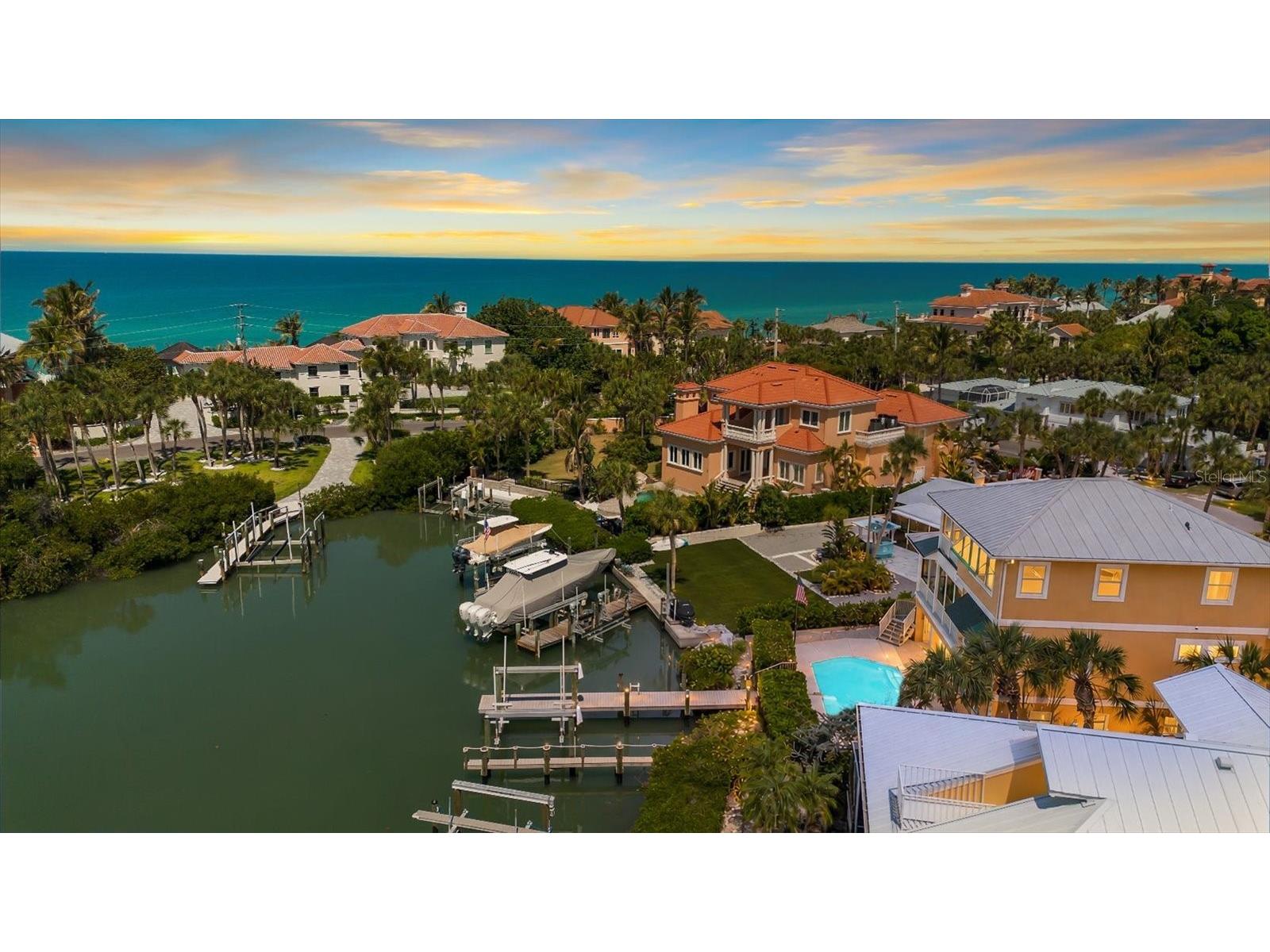 908 Casey Cove Drive Nokomis FL 34275 - LITTLE SARASOTA BAY A4691709 image3