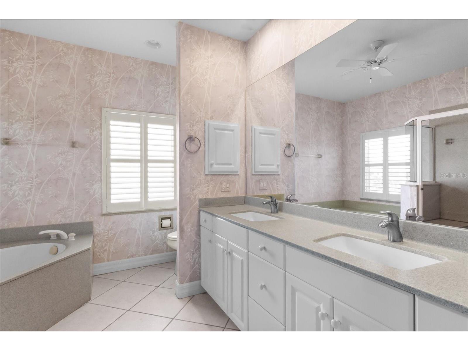 908 Casey Cove Drive Nokomis FL 34275 - LITTLE SARASOTA BAY A4691709 image35