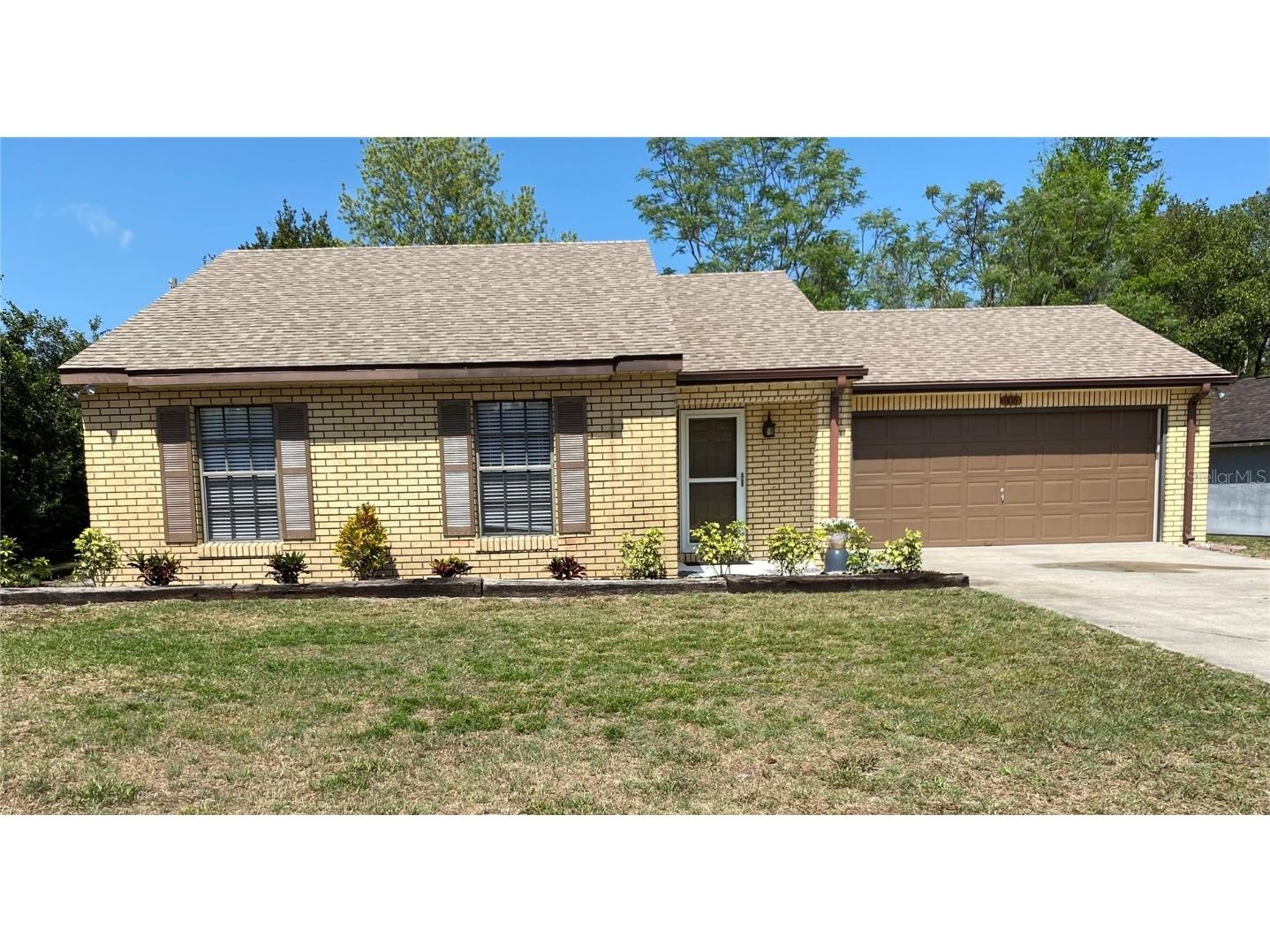 908 Hemingway Drive Deltona FL 32725 V4928459 image1