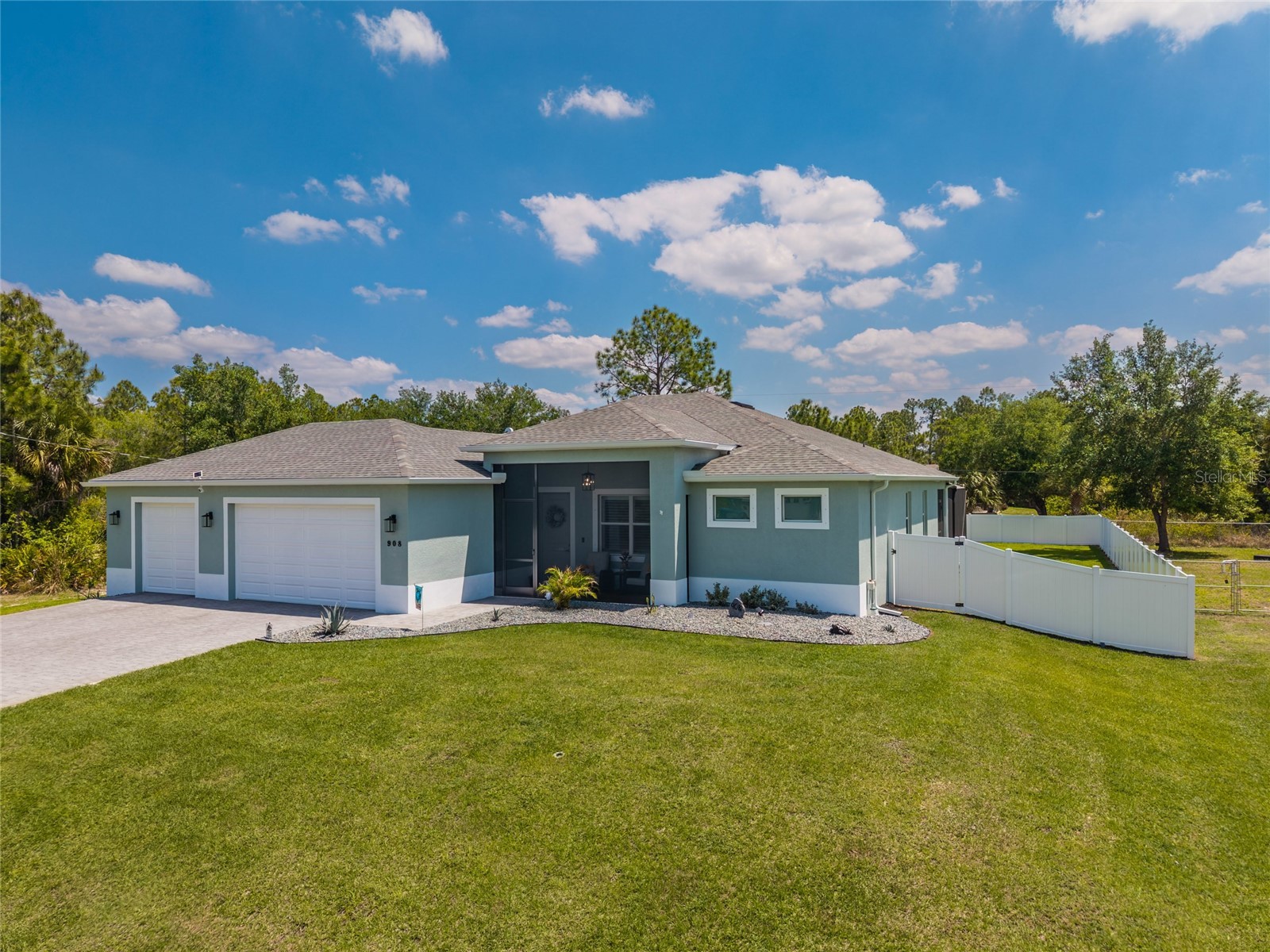908 Hibiscus Avenue Lehigh Acres FL 33972 A4690269 image1