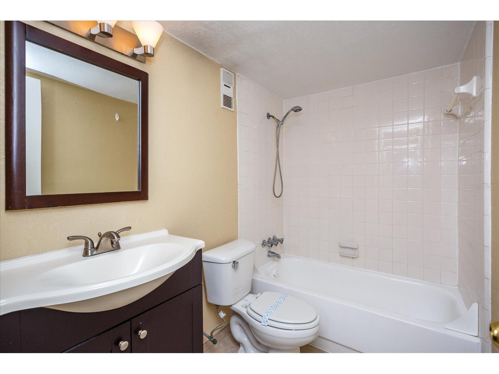 908 Lake Destiny Road #E Altamonte Springs FL 32714 O6383619 image16