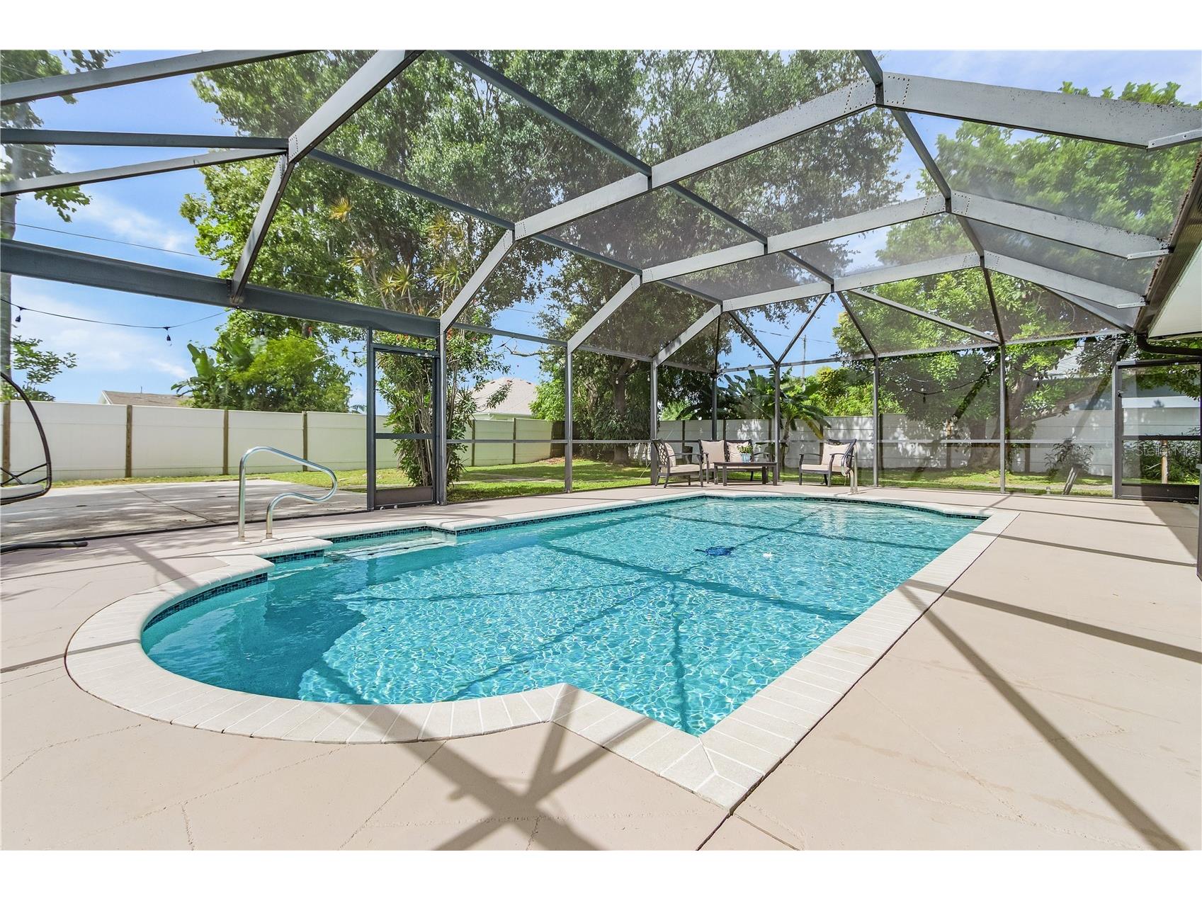 908 NE 5th Place Cape Coral FL 33909 A4668147 image1