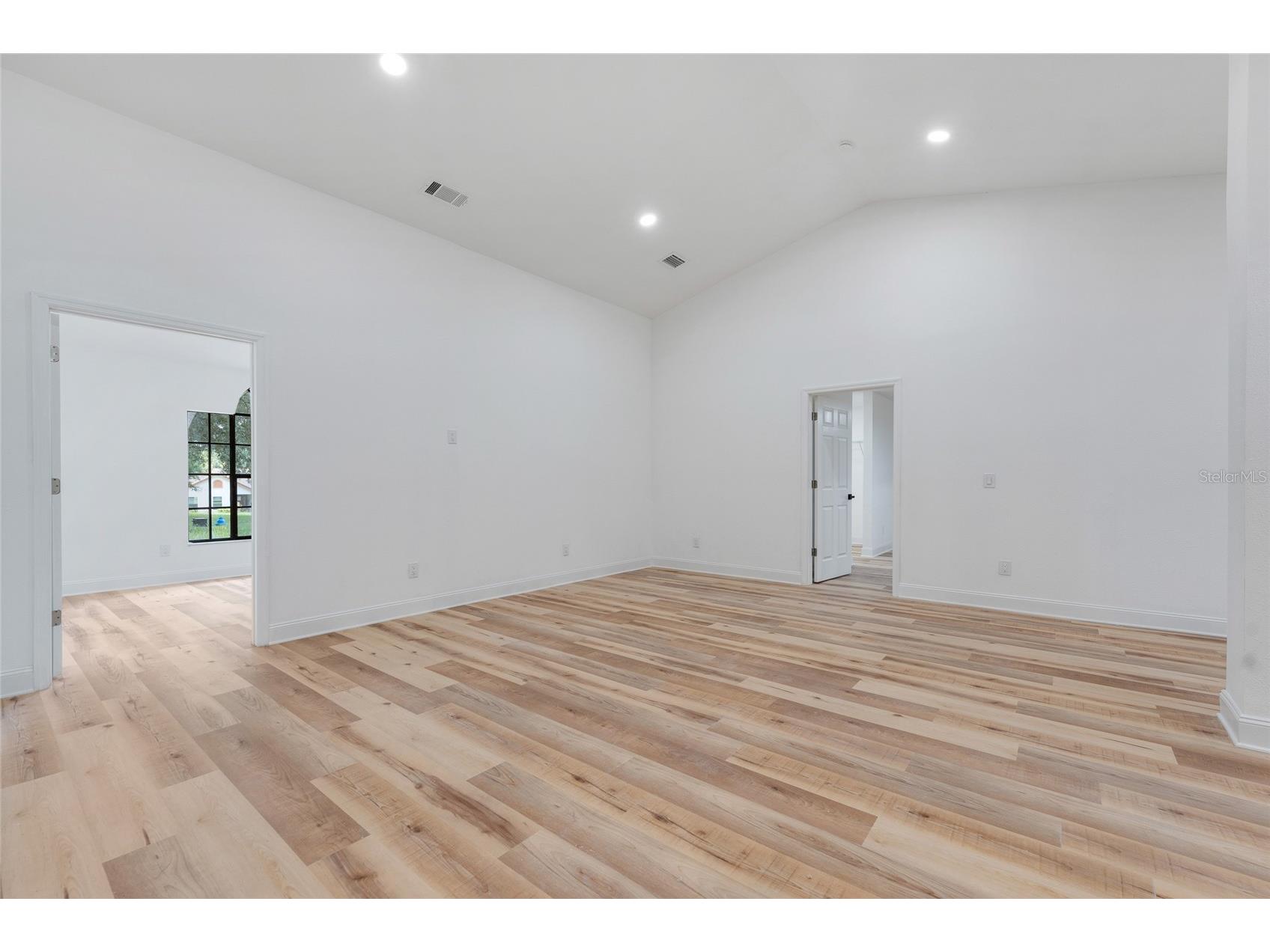 908 Oakwood Cove Altamonte Springs FL 32714 O6423492 image12