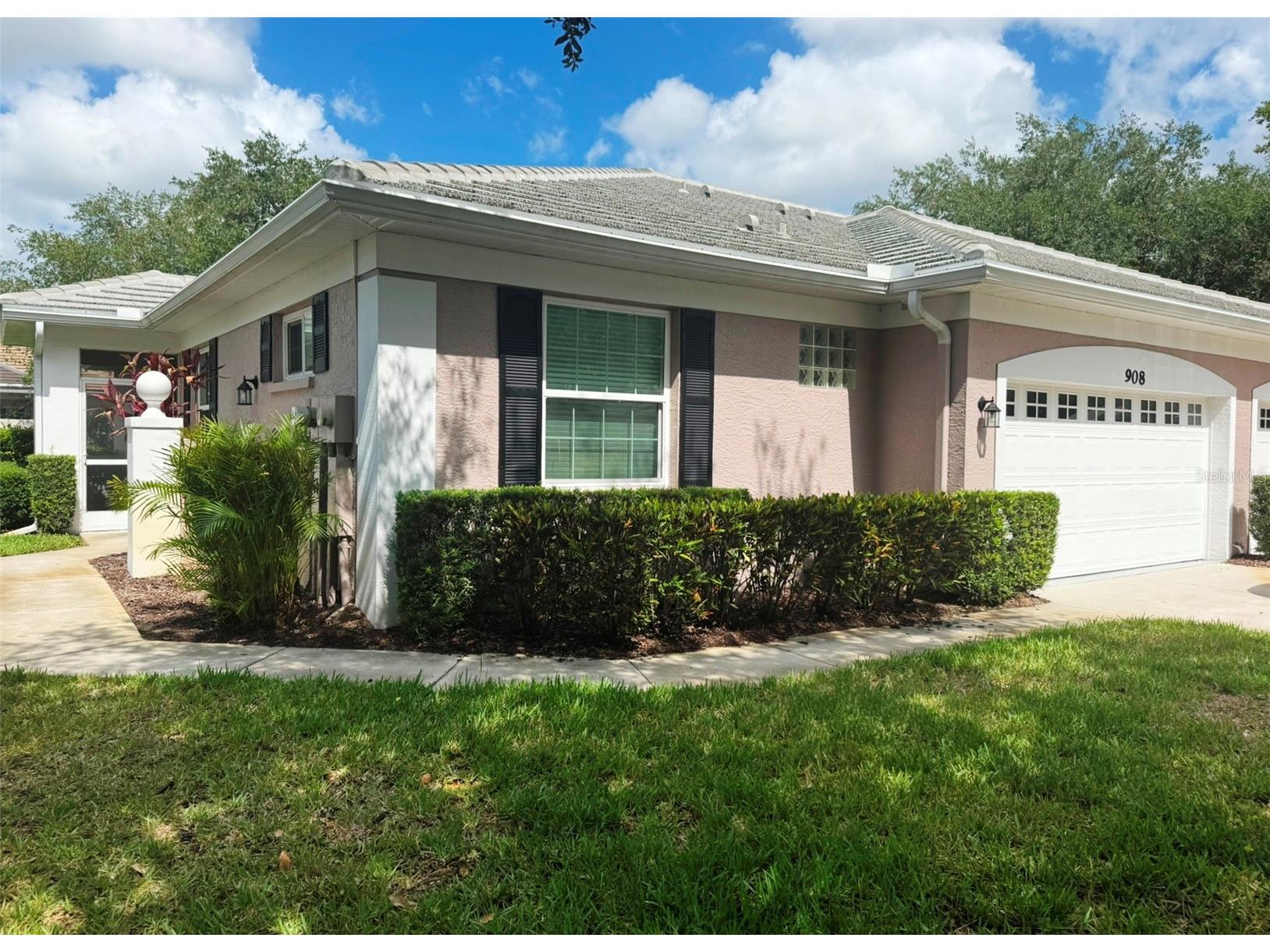 908 Paisley Court #5 Venice FL 34293 C7526375 image2