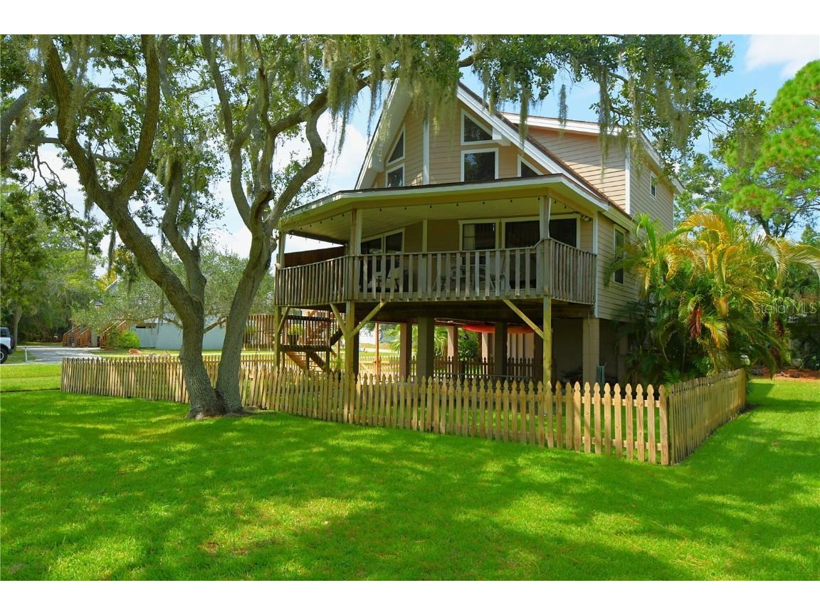 908 Shore Drive W Oldsmar FL 34677 - OLD TAMPA BAY U8211259 image1