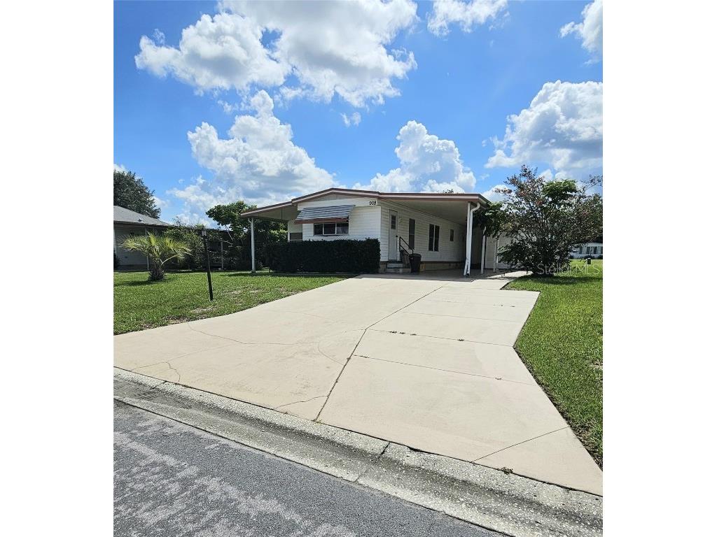 908 Silver Oak Avenue Lady Lake FL 32159 G5099563 image1