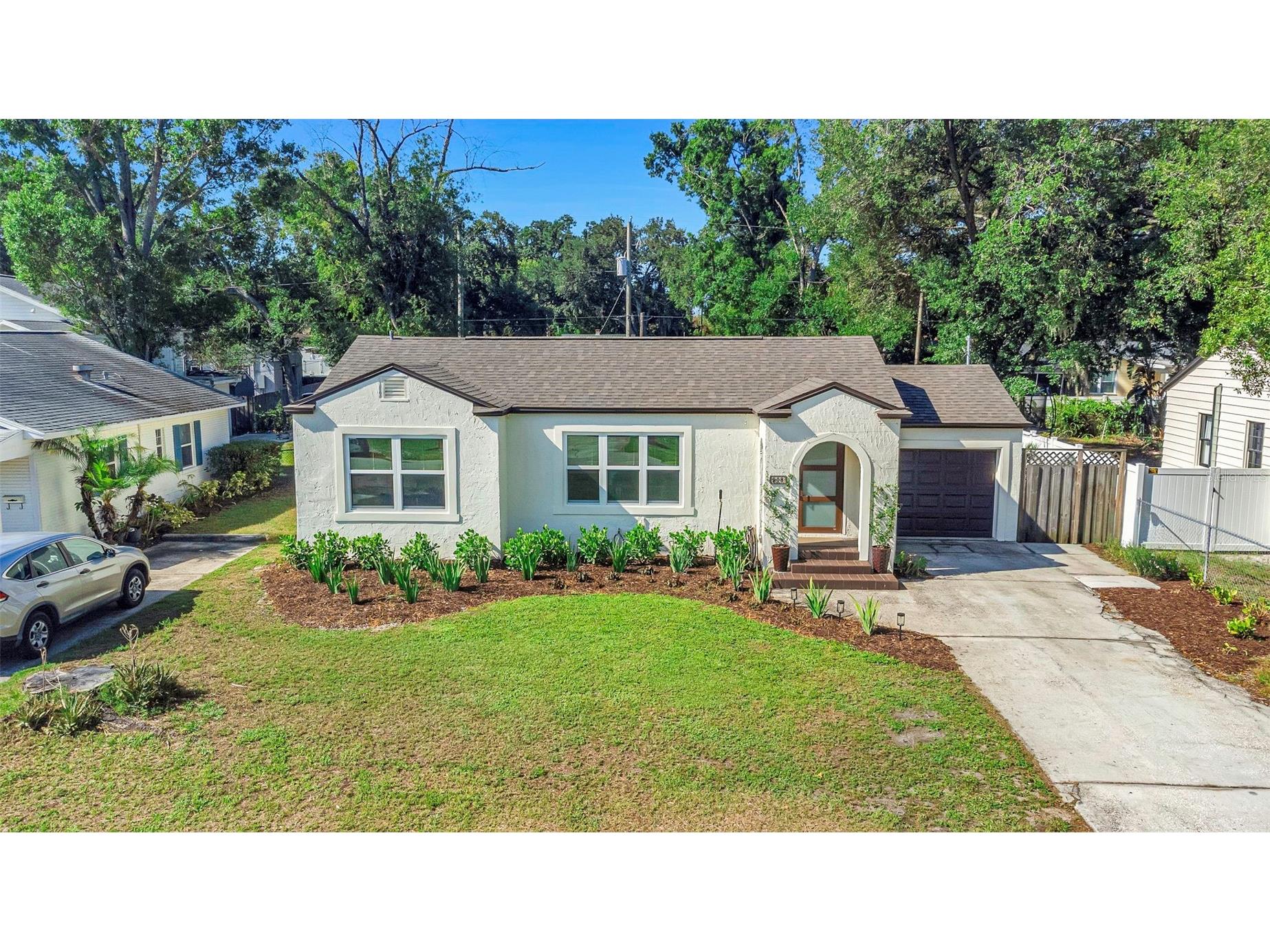 908 W Candlewood Avenue Tampa FL 33603 TB8513924 image1