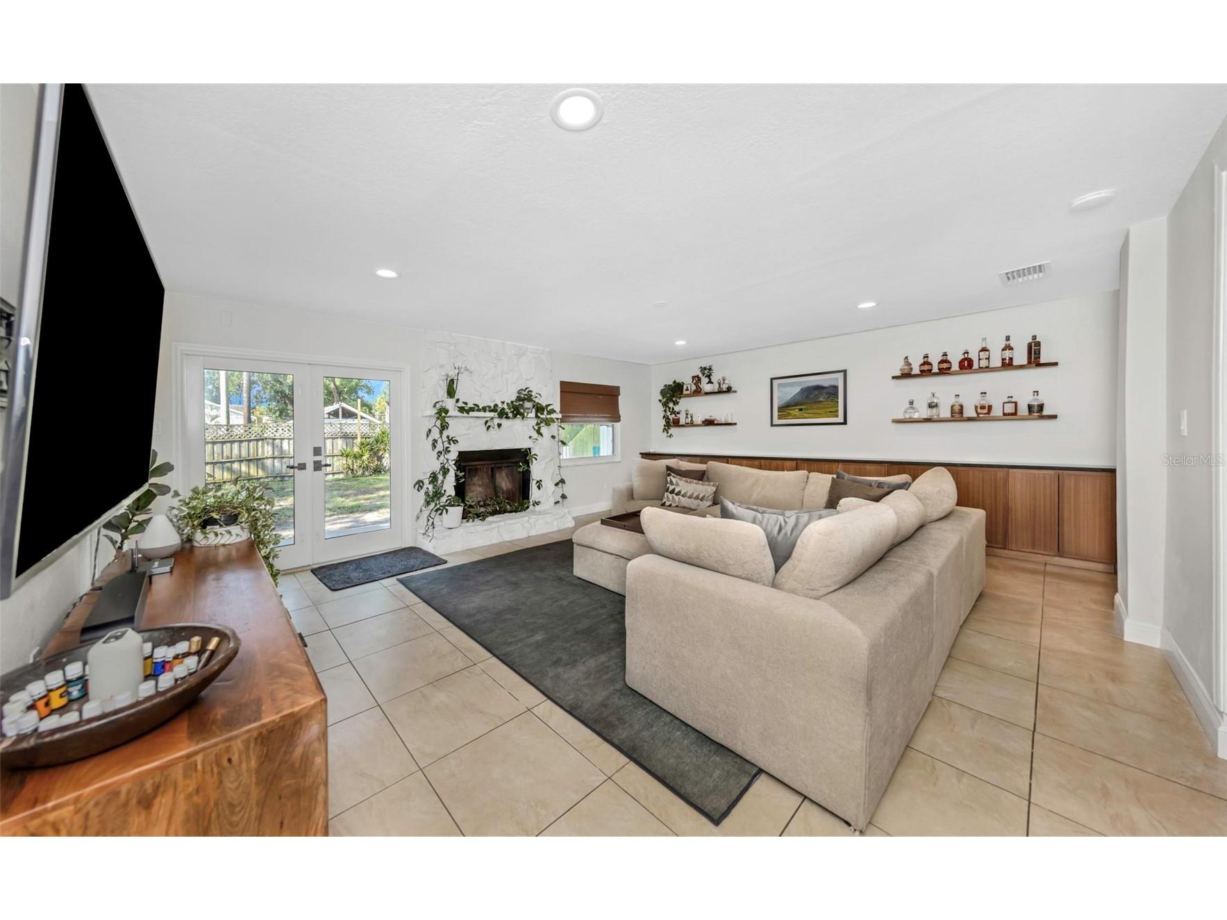 908 W Candlewood Avenue Tampa FL 33603 TB8513924 image13