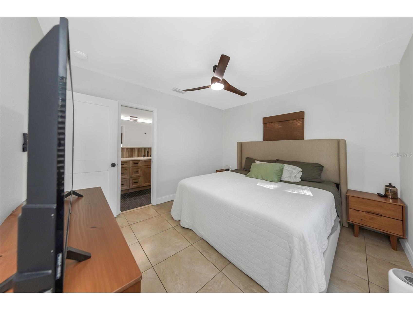 908 W Candlewood Avenue Tampa FL 33603 TB8513924 image18