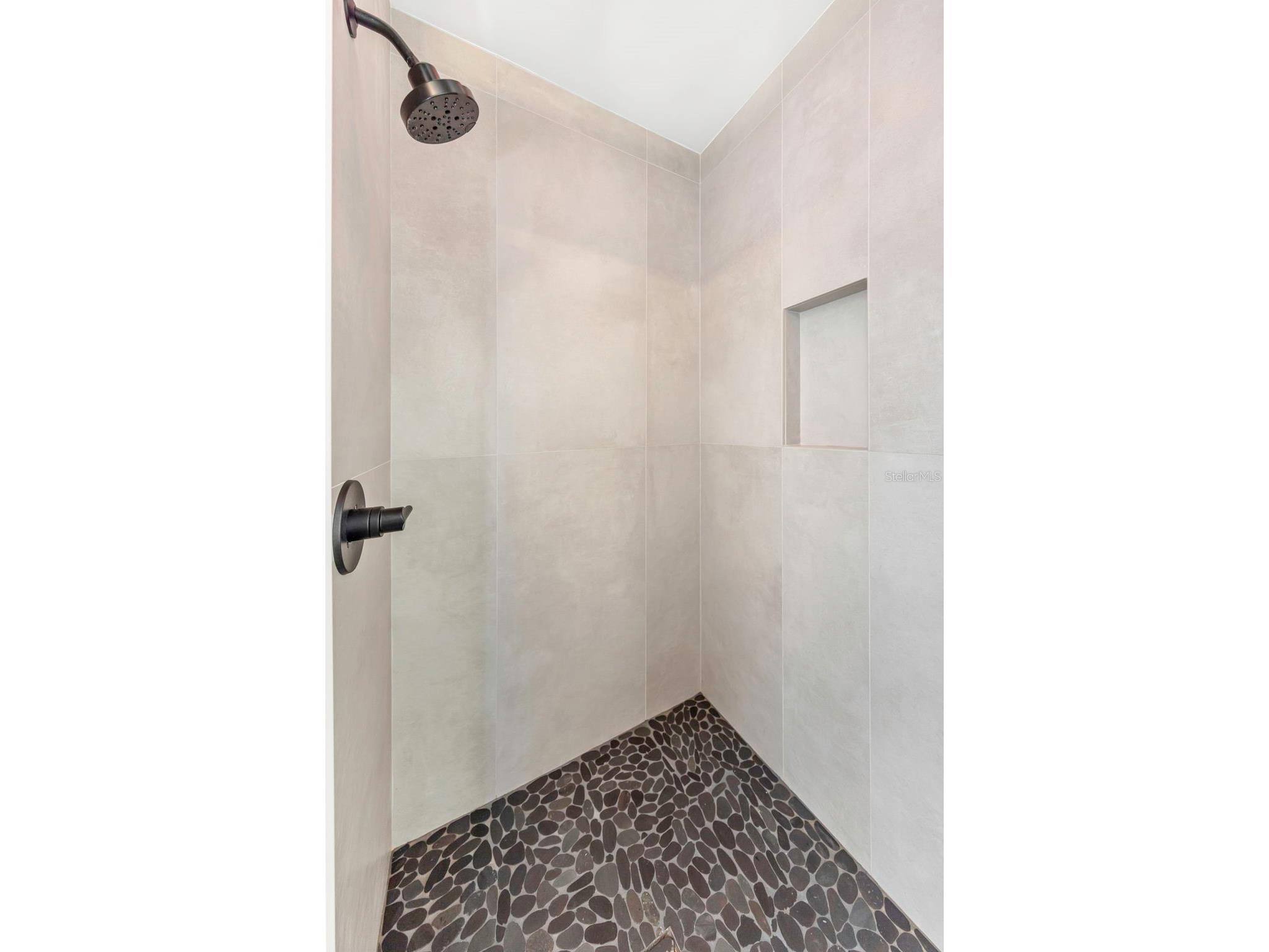 908 W Candlewood Avenue Tampa FL 33603 TB8513924 image26