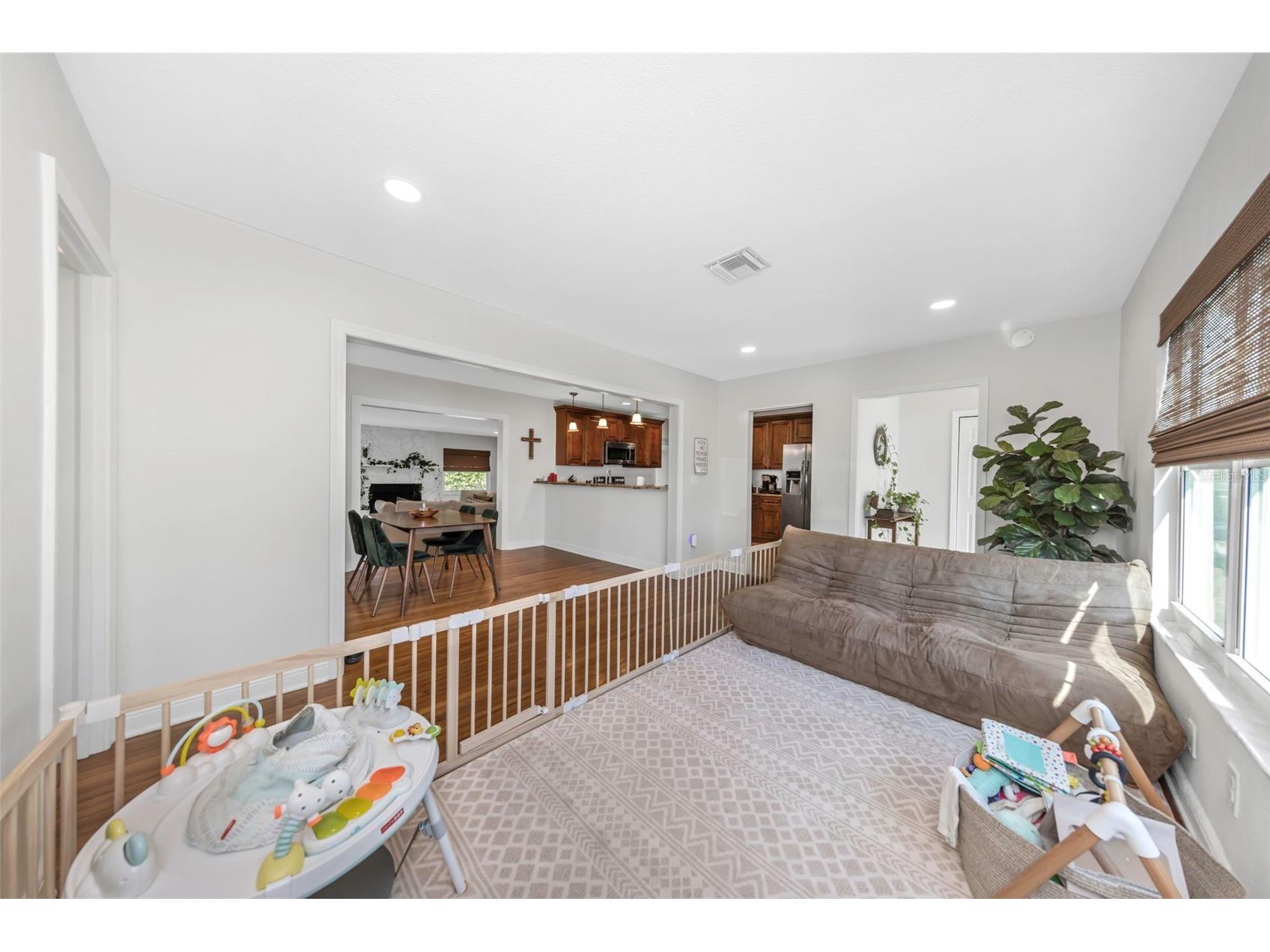 908 W Candlewood Avenue Tampa FL 33603 TB8513924 image8