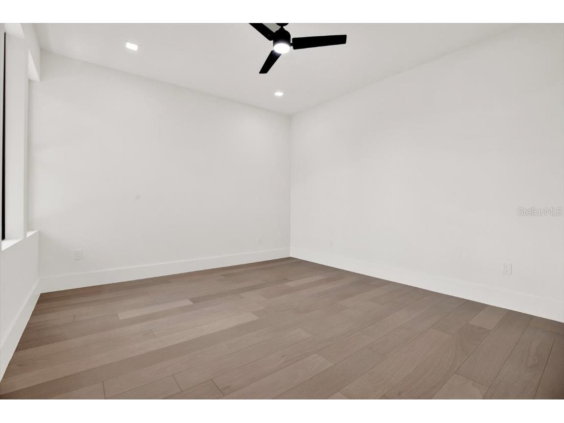 908 W Fribley Street Tampa FL 33603 TB8389732 image10