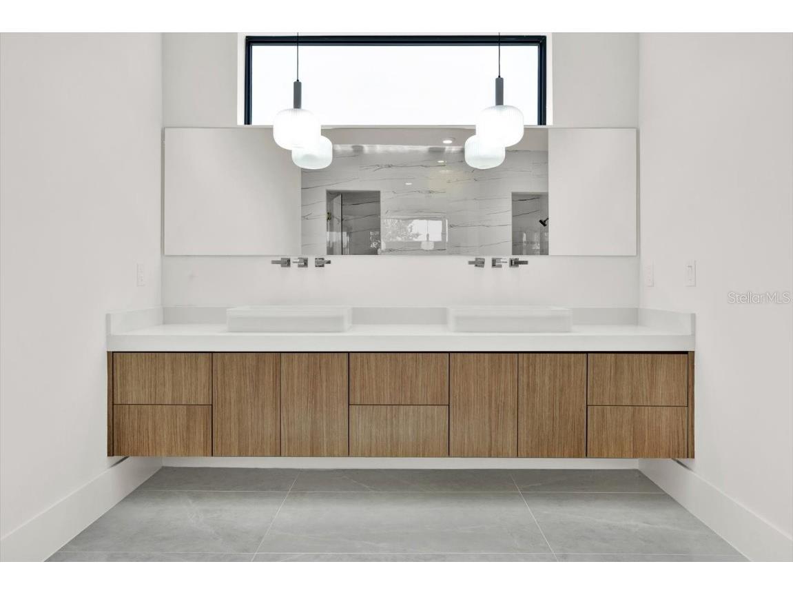 908 W Fribley Street Tampa FL 33603 TB8389732 image13