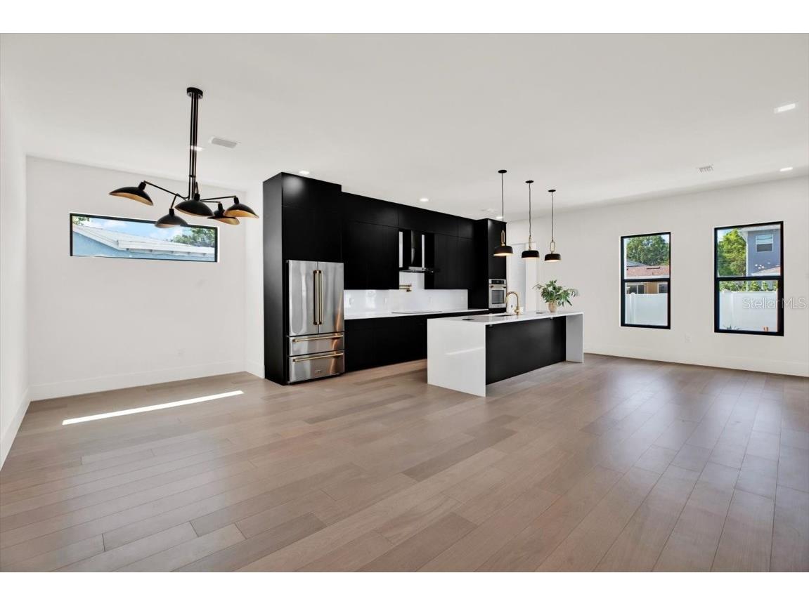 908 W Fribley Street Tampa FL 33603 TB8389732 image3