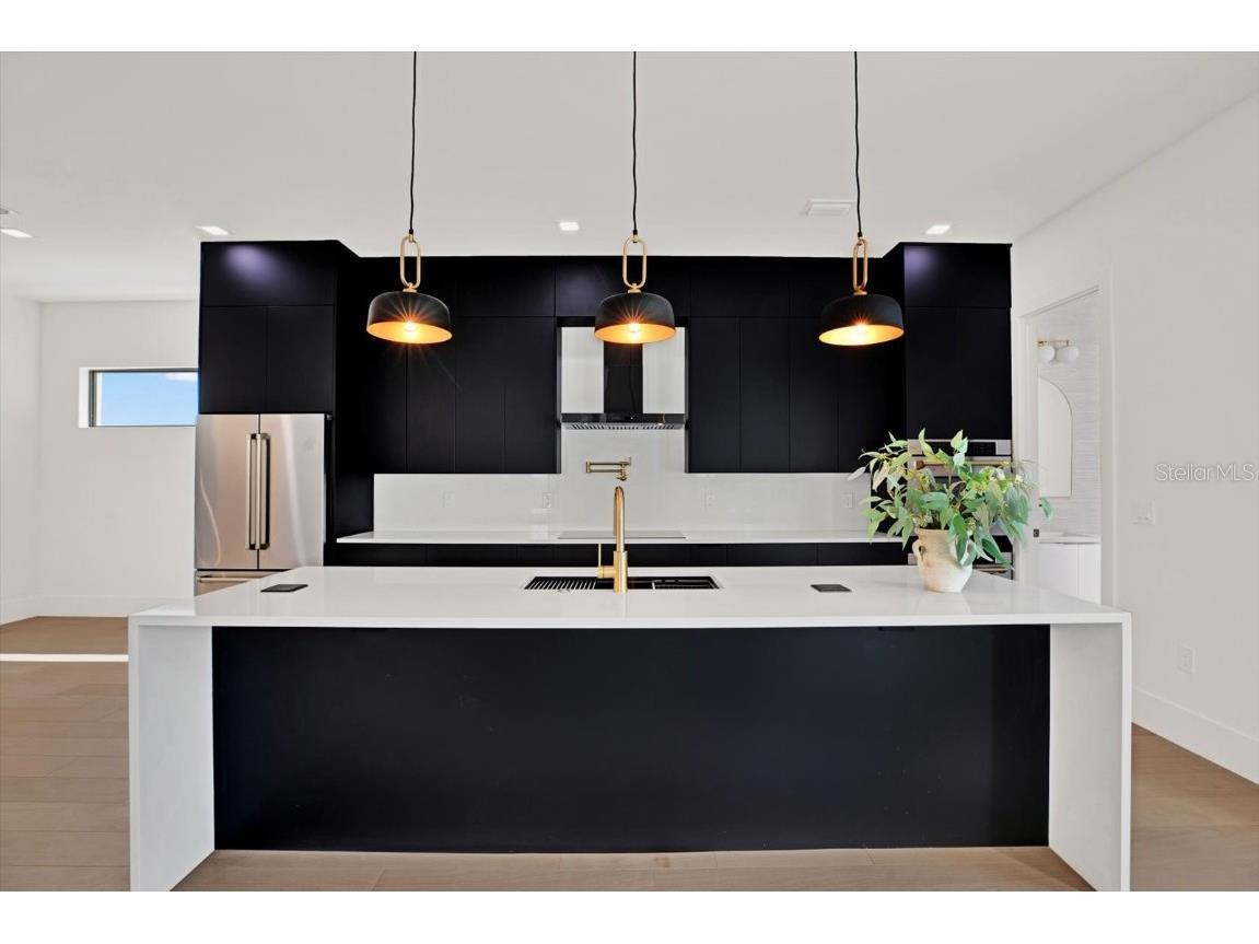 908 W Fribley Street Tampa FL 33603 TB8389732 image8