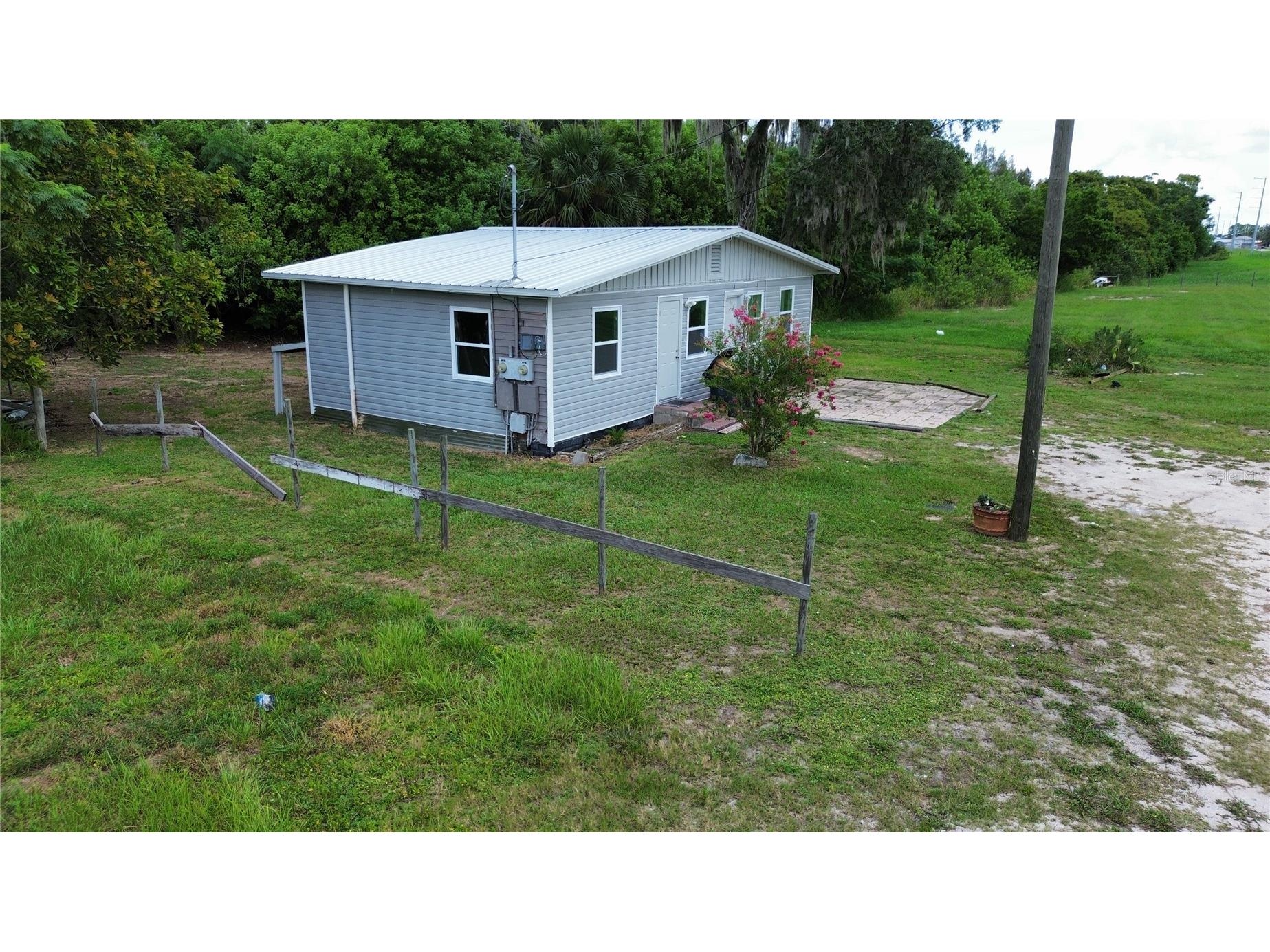 908 Willie Hawk Avenue Avon Park FL 33825 L4955754 image3