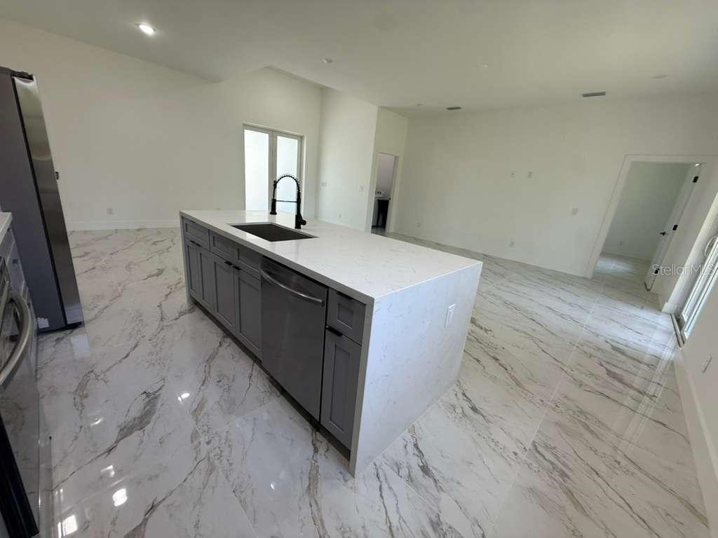 908 Winters Street E Lehigh Acres FL 33974 S5149571 image6