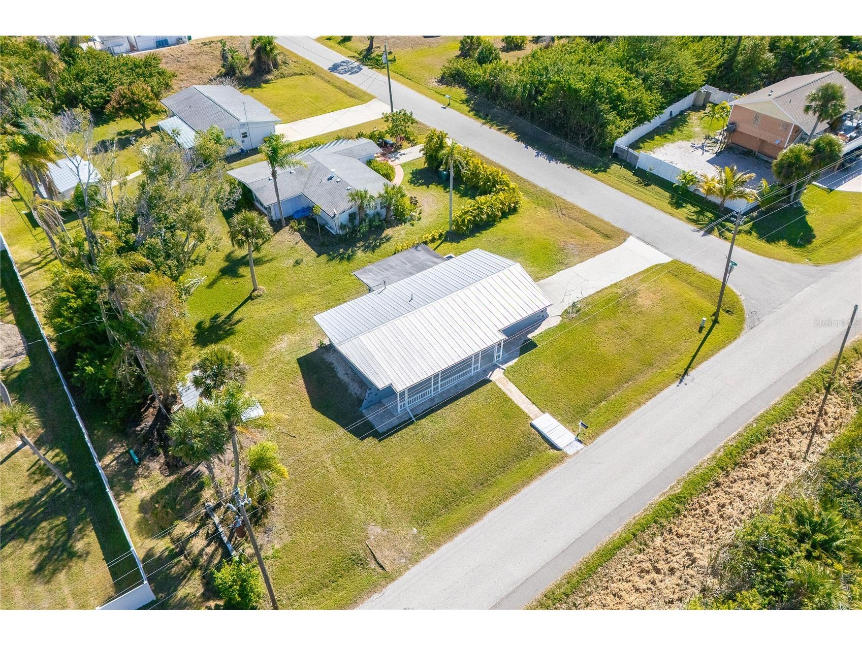 9080 Griggs Road Englewood FL 34224 D6145939 image32