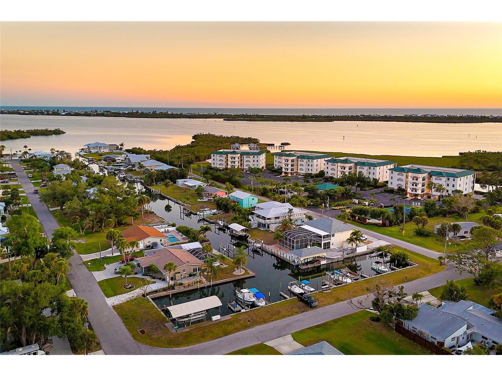 9080 Griggs Road Englewood FL 34224 D6145939 image5