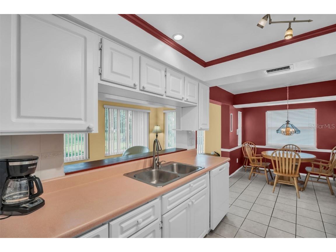 9082 141st Street Seminole FL 33776 TB8364123 image22