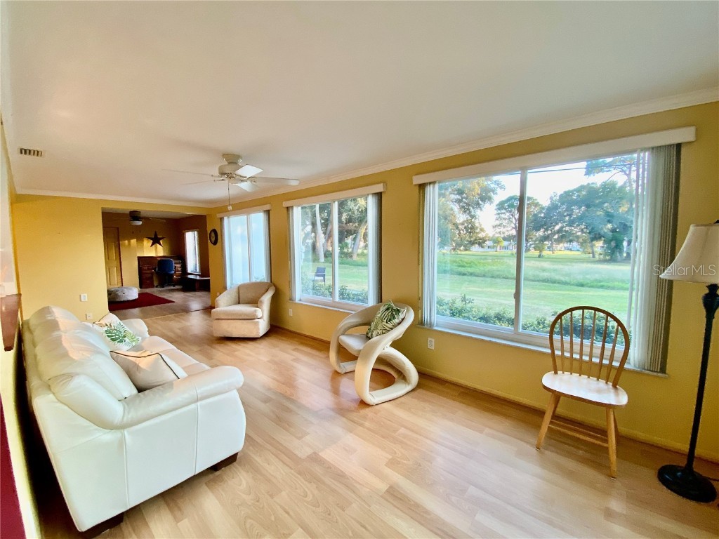 9082 141st Street Seminole FL 33776 TB8364123 image4