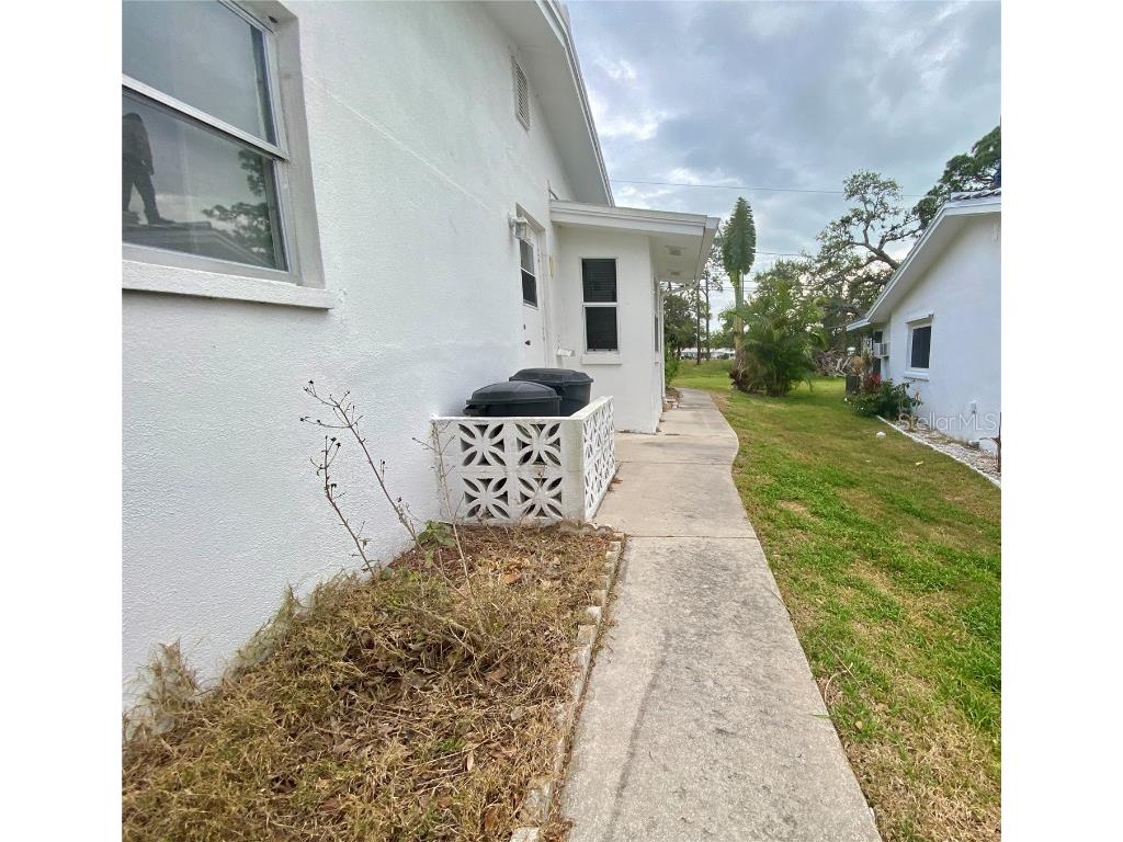 9082 141st Street Seminole FL 33776 TB8364123 image40