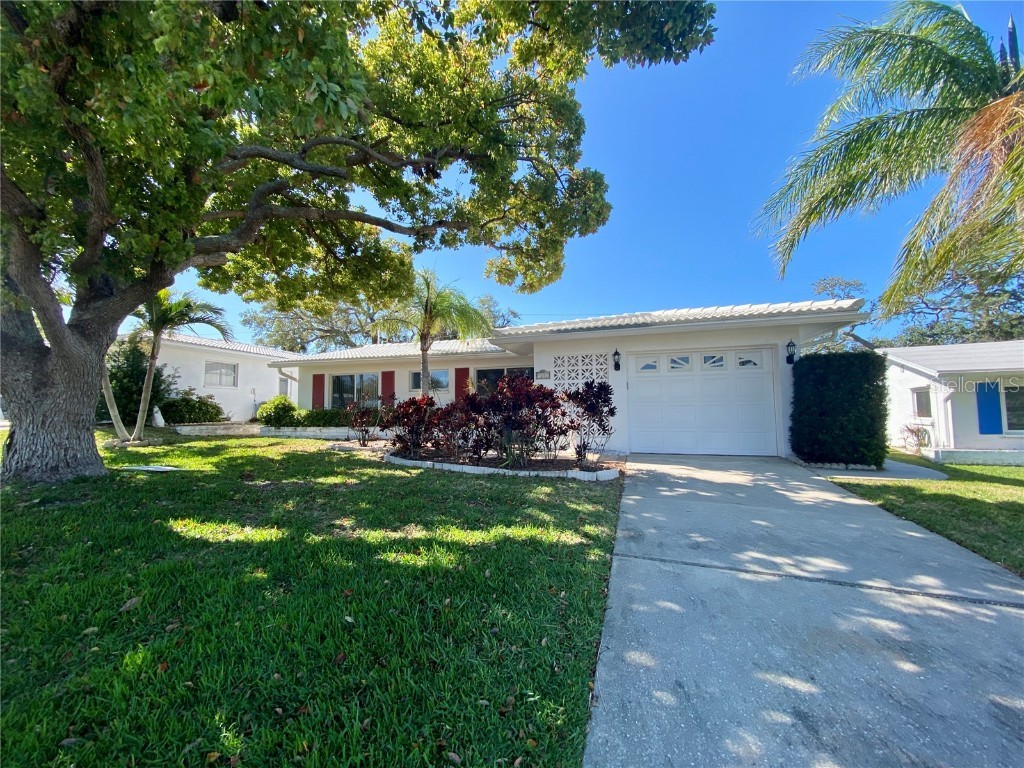 9082 141st Street Seminole FL 33776 TB8364123 image48