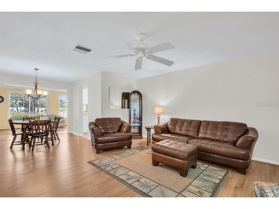 9082 141st Street Seminole FL 33776 TB8364123 image8