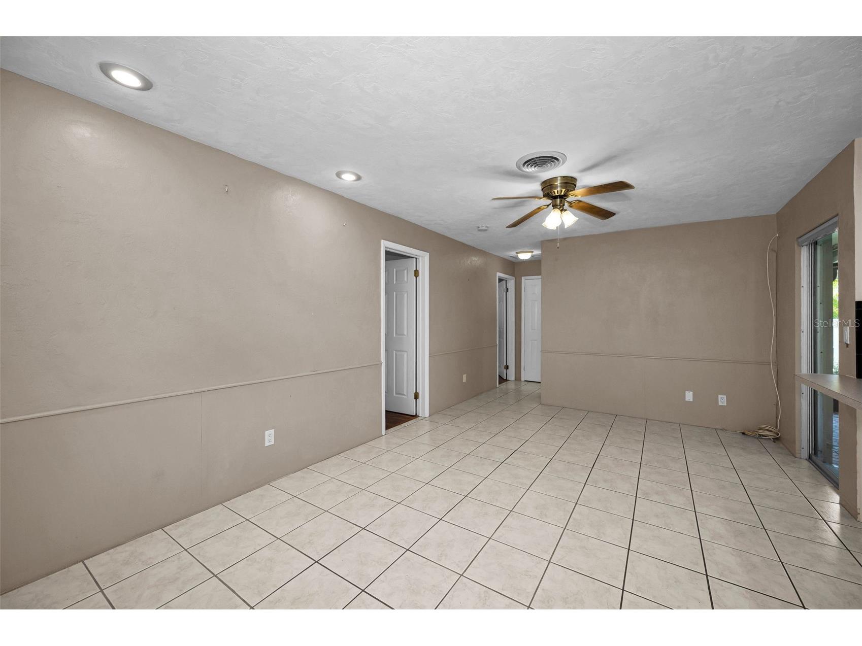 9083 Briarwood Drive Seminole FL 33772 TB8509777 image13