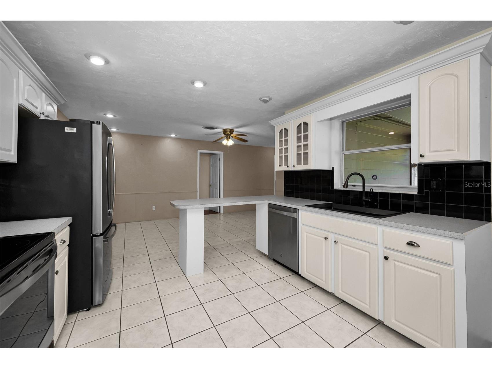9083 Briarwood Drive Seminole FL 33772 TB8509777 image3