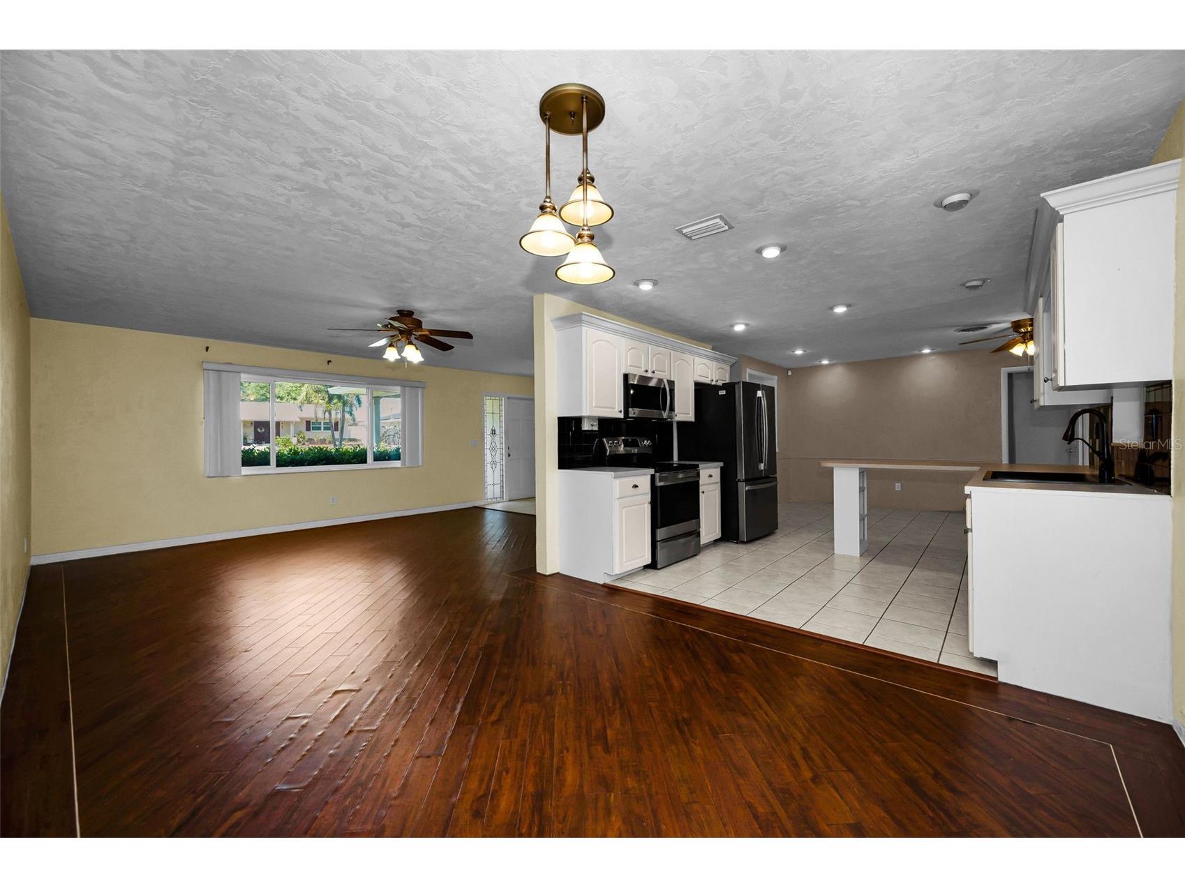 9083 Briarwood Drive Seminole FL 33772 TB8509777 image7