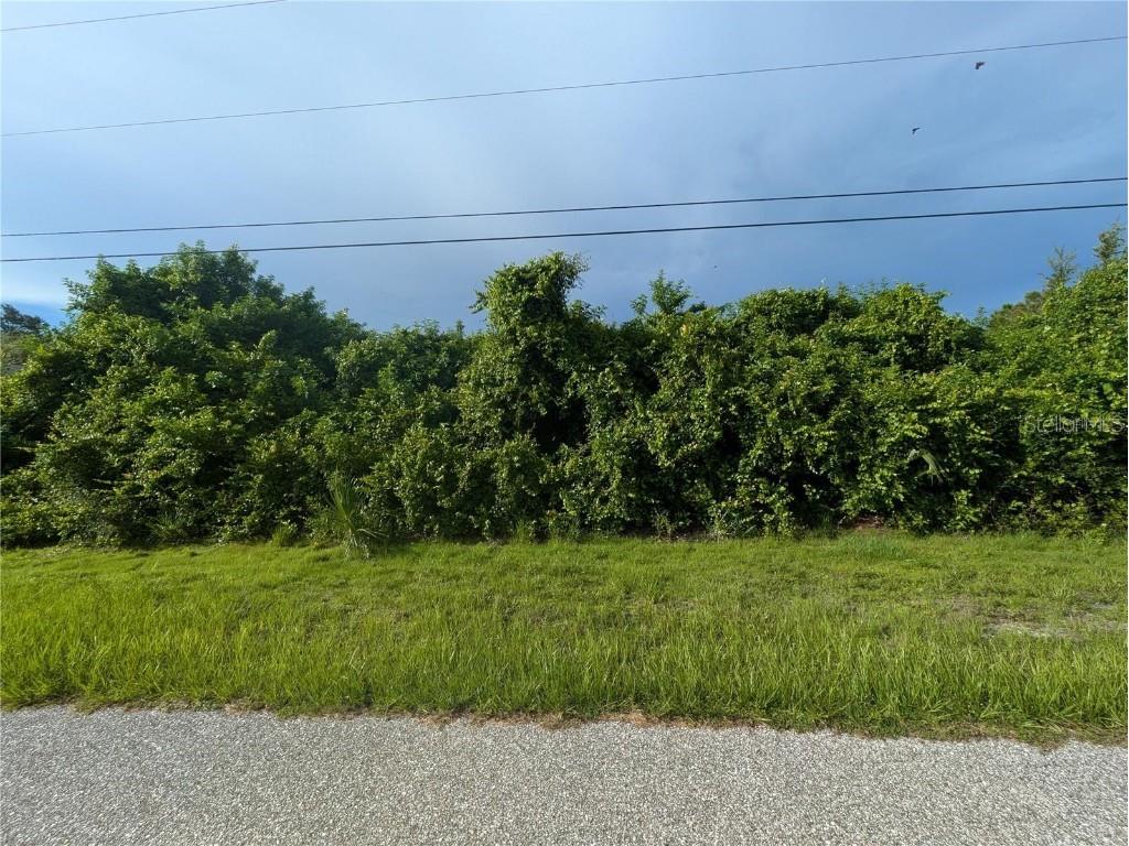 9085 Castlehill Avenue Englewood FL 34224 C7507323 image1