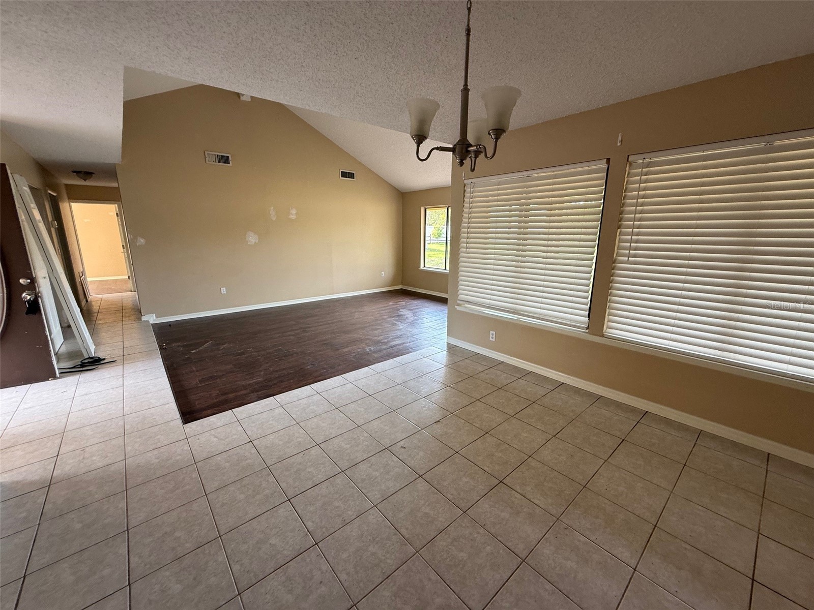 9085 Heather Boulevard Weeki Wachee FL 34613 W7884372 image4
