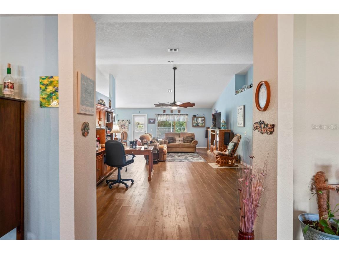 9086 Manchester Street Spring Hill FL 34606 W7879334 image10