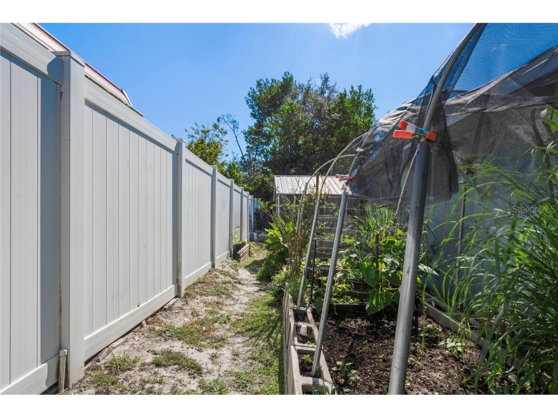 9086 Manchester Street Spring Hill FL 34606 W7879334 image42