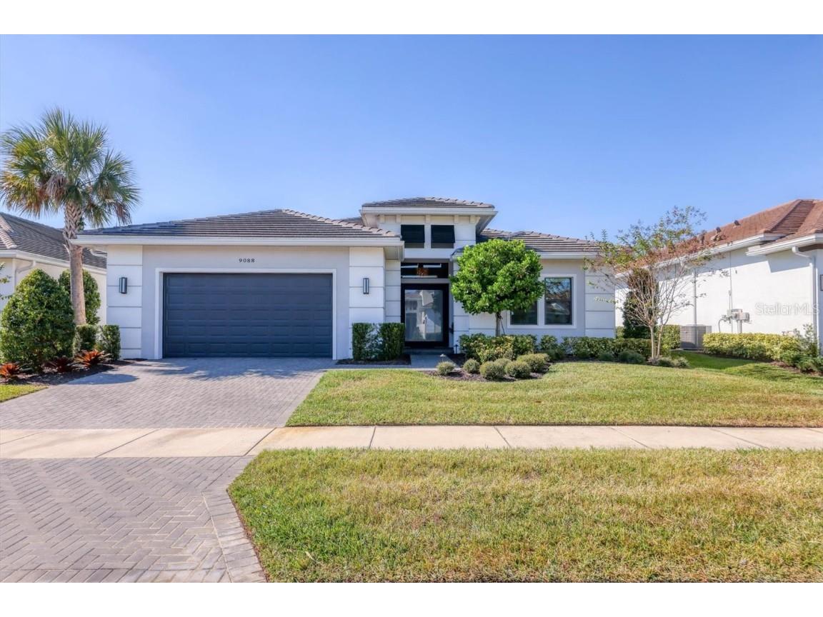 9088 Bernini Place Sarasota FL 34240 A4672603 image2