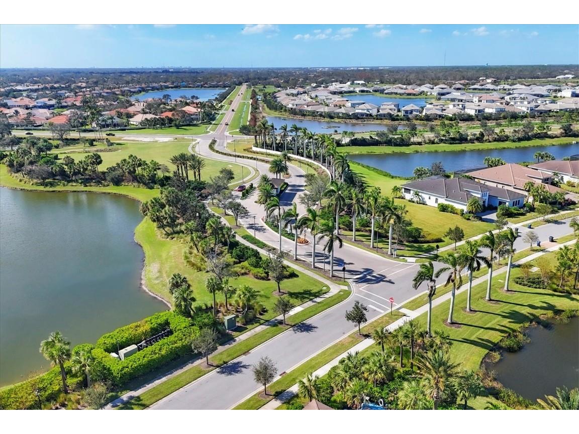 9088 Bernini Place Sarasota FL 34240 A4672603 image49