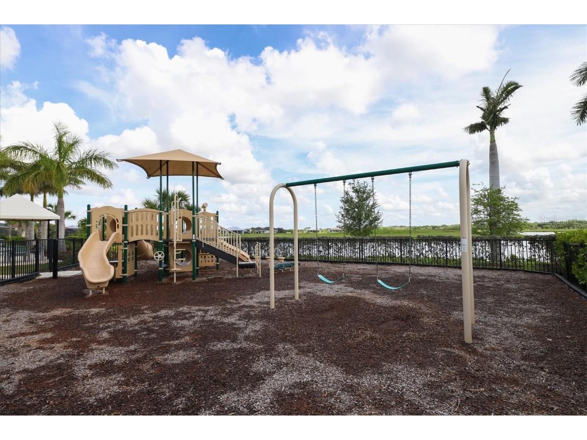 9088 Bernini Place Sarasota FL 34240 A4672603 image64