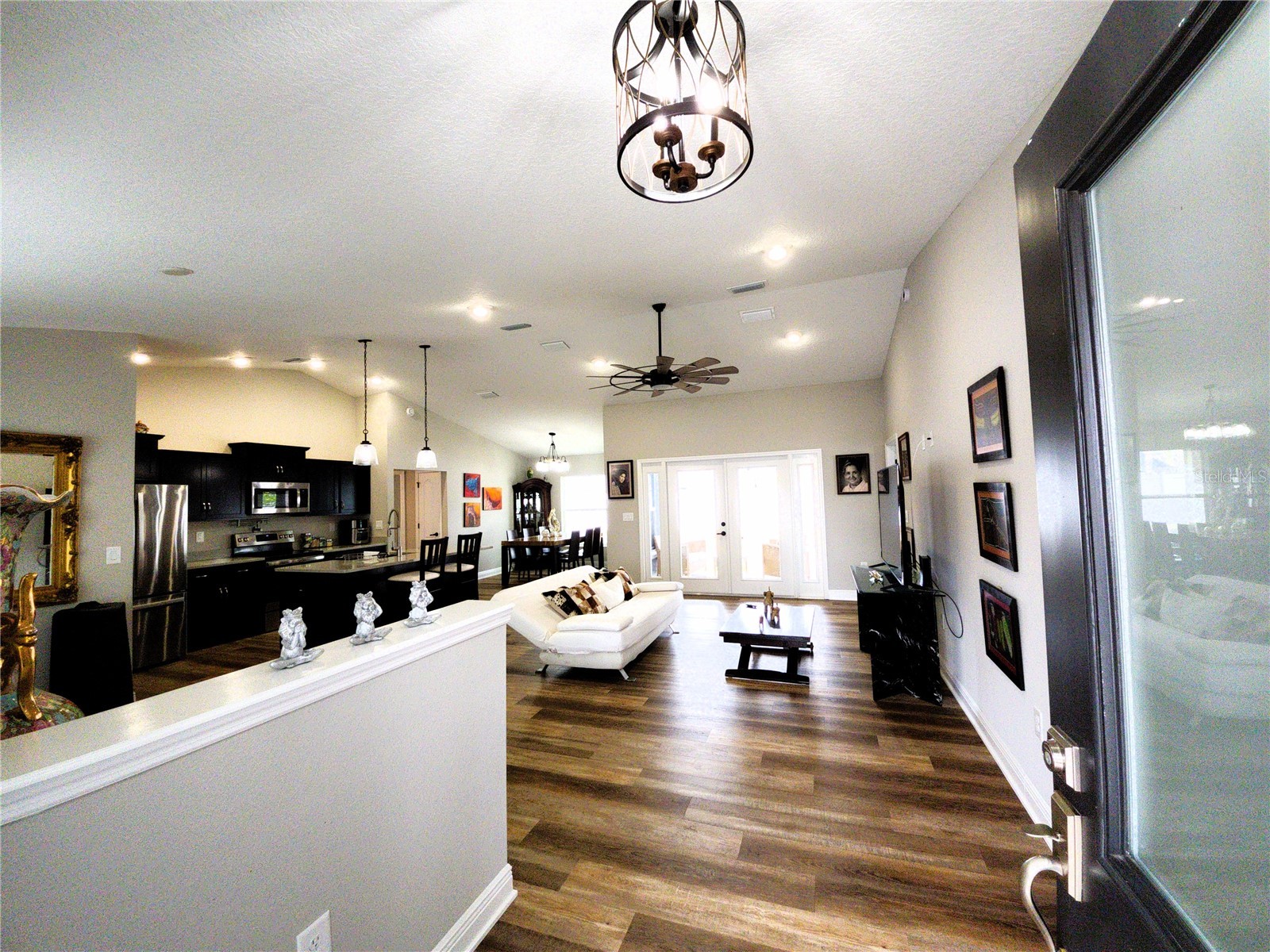 9089 Dupont Avenue Spring Hill FL 34608 W7883376 image2