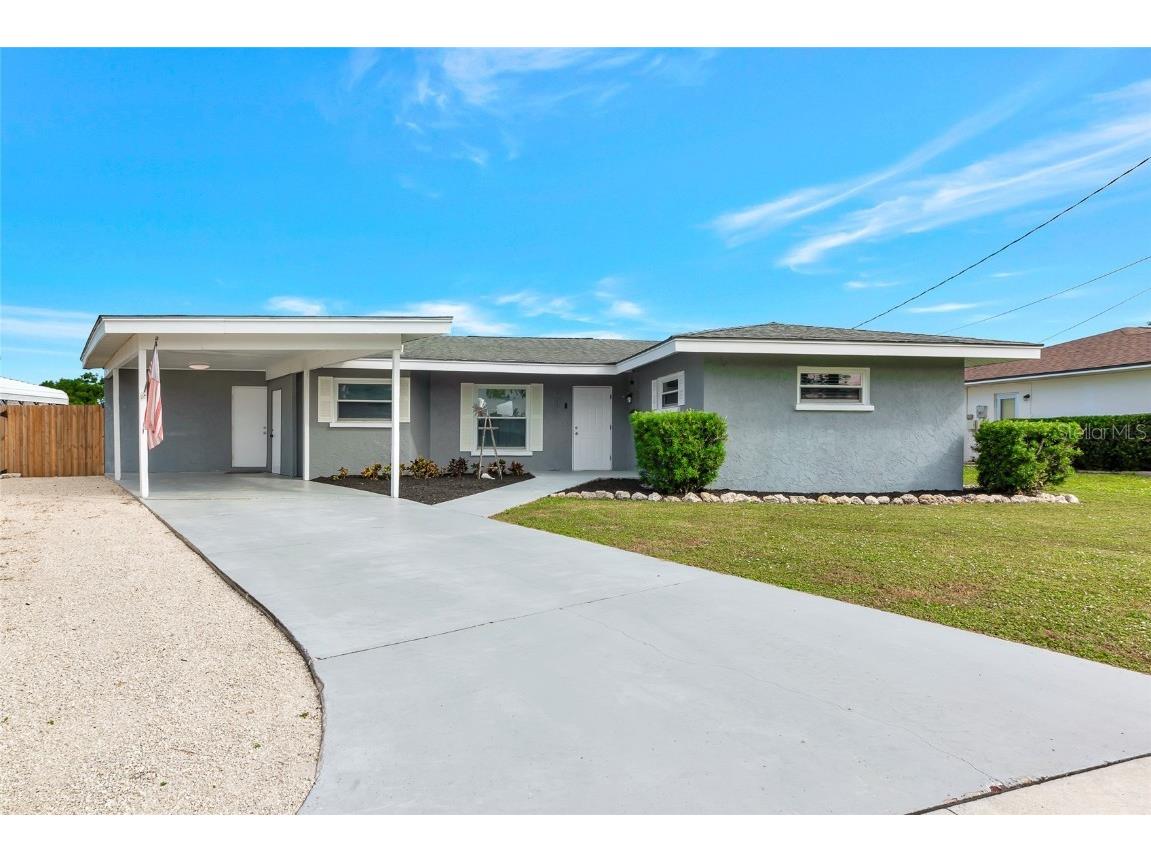 909 67th Avenue Terrace W Bradenton FL 34207 A4667242 image1