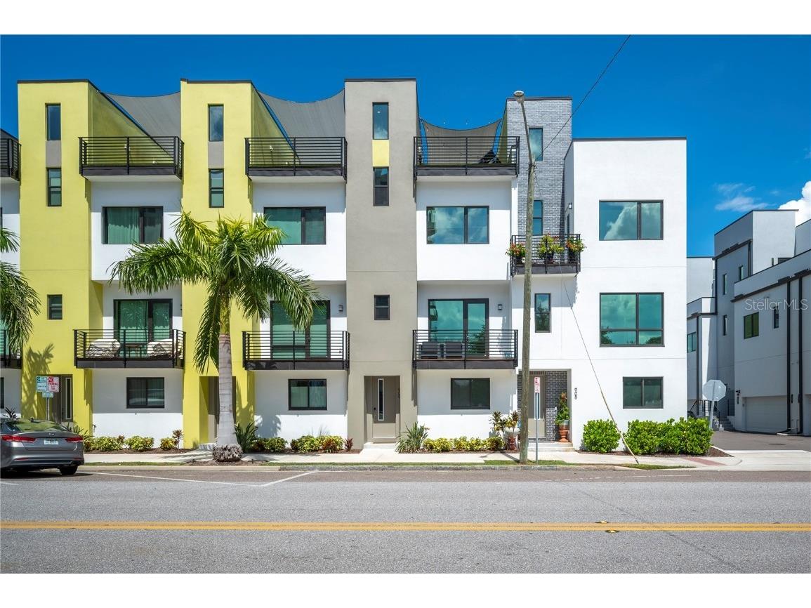 909 Arlington Avenue N Saint Petersburg FL 33705 L4947878 image1