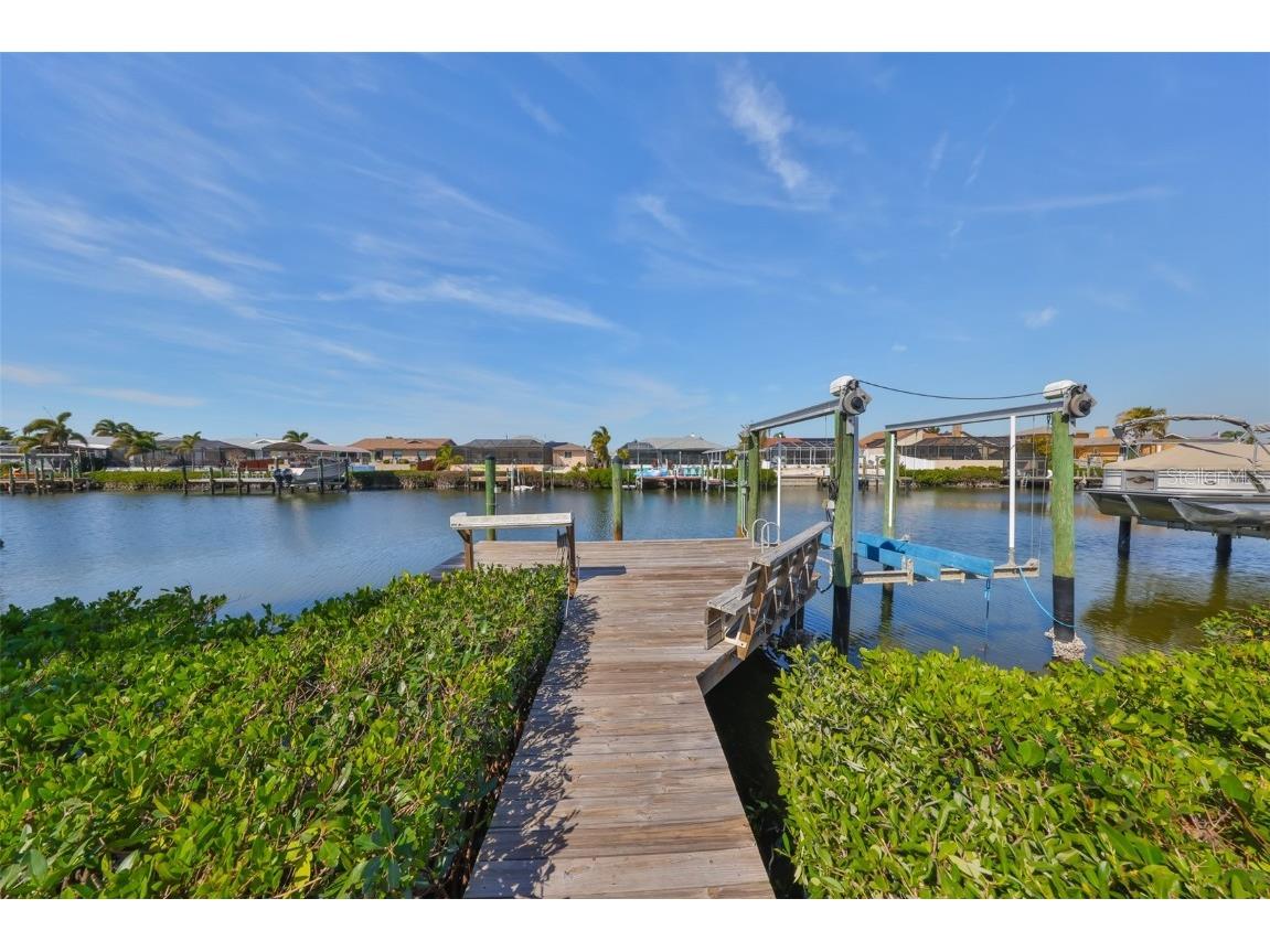 909 Birdie Way Apollo Beach FL 33572 TB8452569 image35