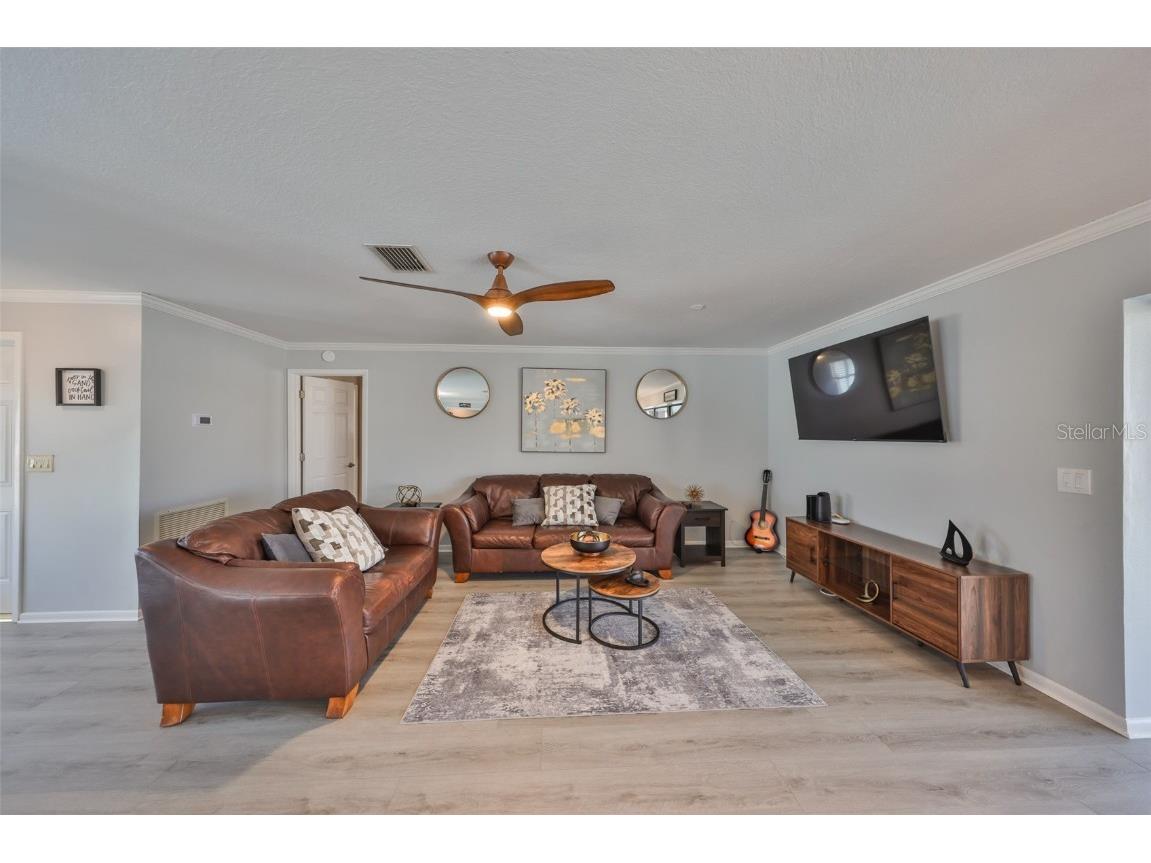 909 Birdie Way Apollo Beach FL 33572 TB8452569 image6